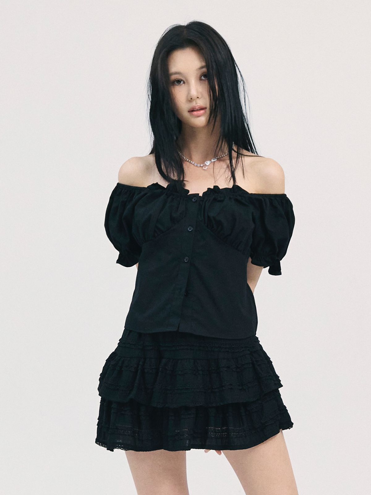 비에이블투(B ABLE TWO) noa shirring blouse-black