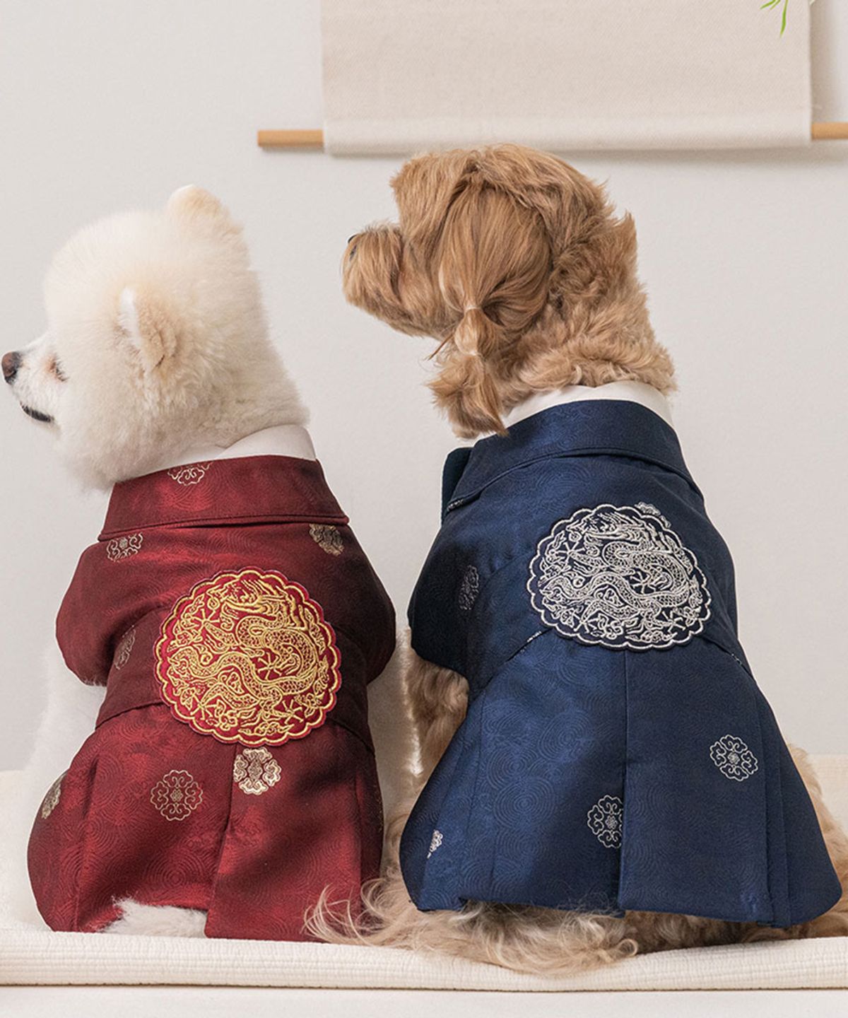 베일리(BAILEY) 강아지 향균 용포 한복 임금홍색