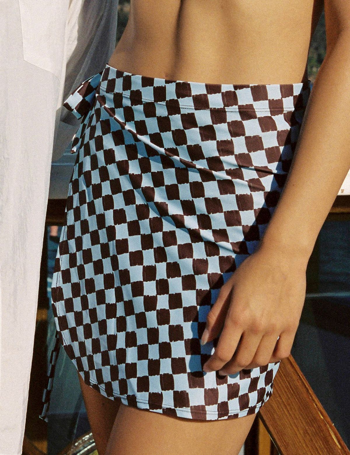써피(SURFEA) SWIM COVER-UP SKIRT_MULTI