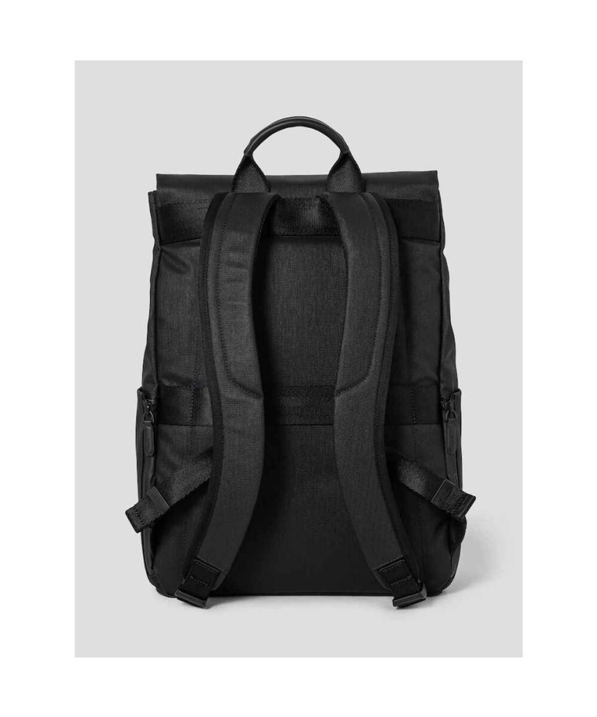 빈폴 액세서리(BEANPOLE ACCESSORY) 디노 미디엄 플랩 백팩 - 블랙