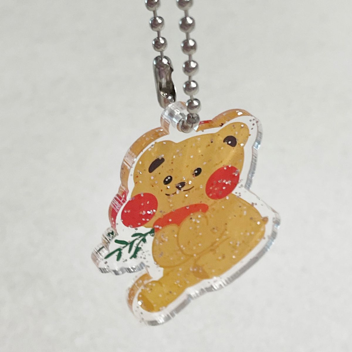 일레갈로(ILLREGALO) 당근&오리 일레베어 펄 아크릴 키링