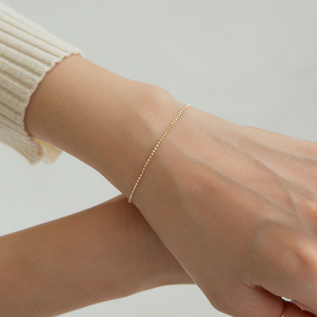 룬느(LUNNE) 14k 컷팅 스톤 볼 팔찌 (14k골드) #BR04