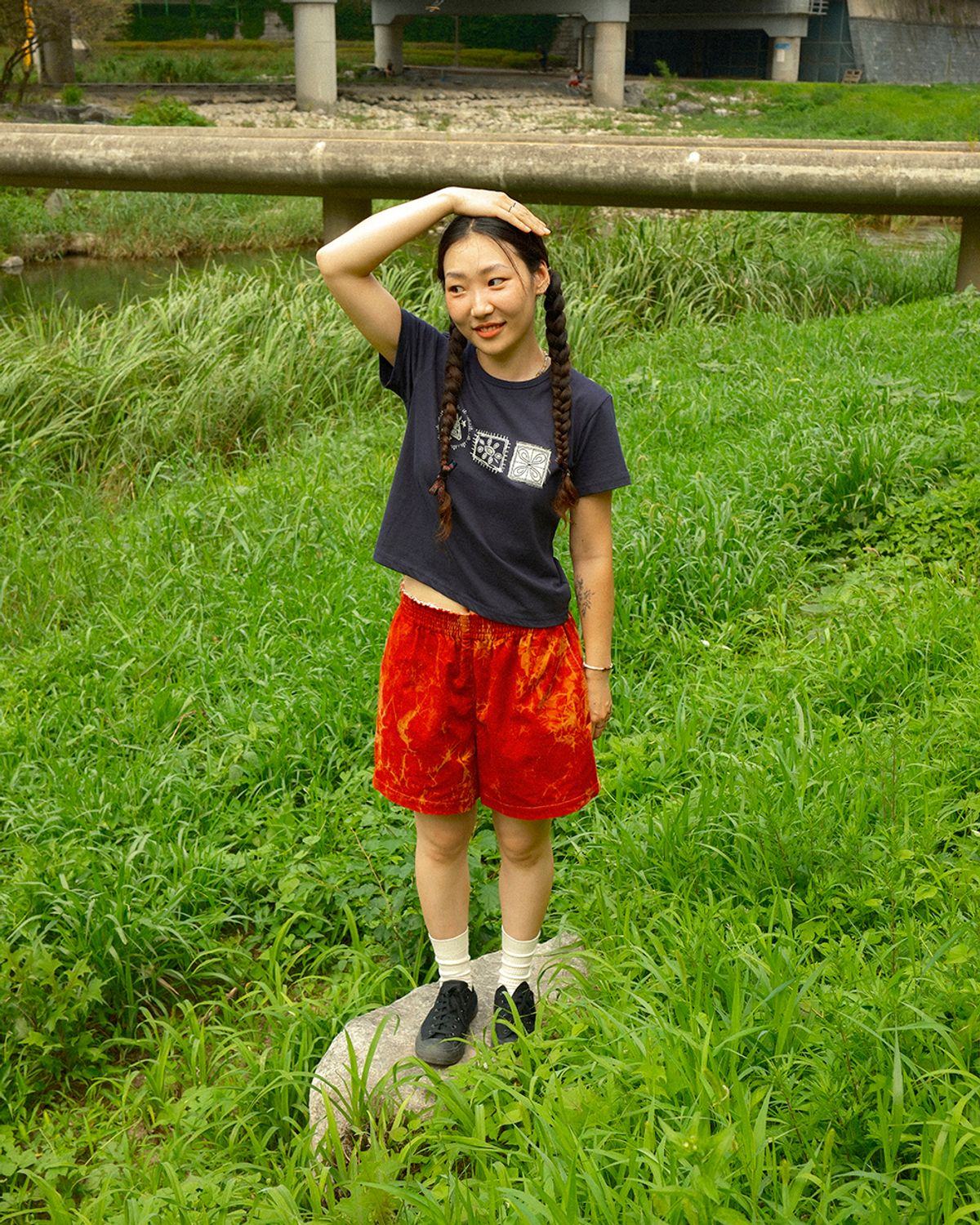 카락터(KARACTOR) (W) Stamp crop half T-shirts / Navy