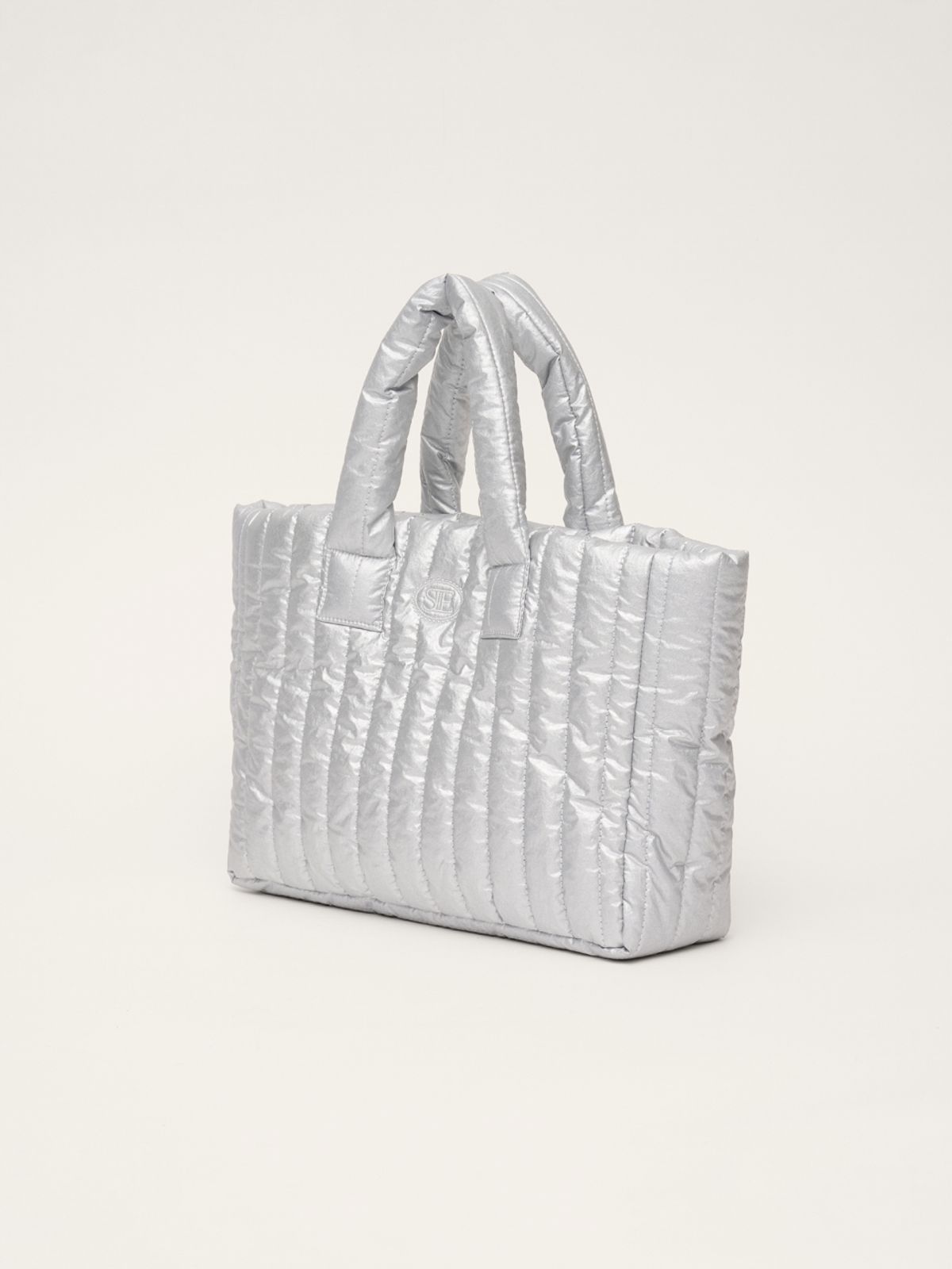 시엔느(SIENNE) Sienne Padding Bag (Silver)