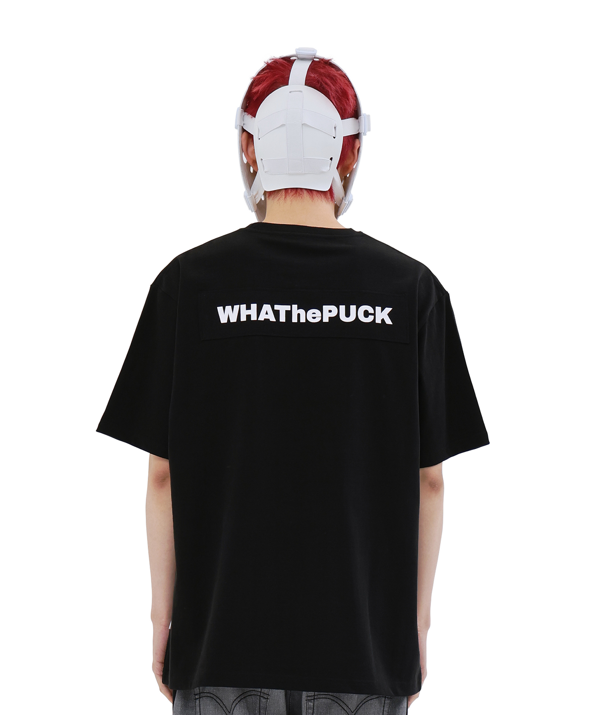 왓더퍽(WHATHEPUCK) PUCK 로고 티셔츠 블랙/화이트