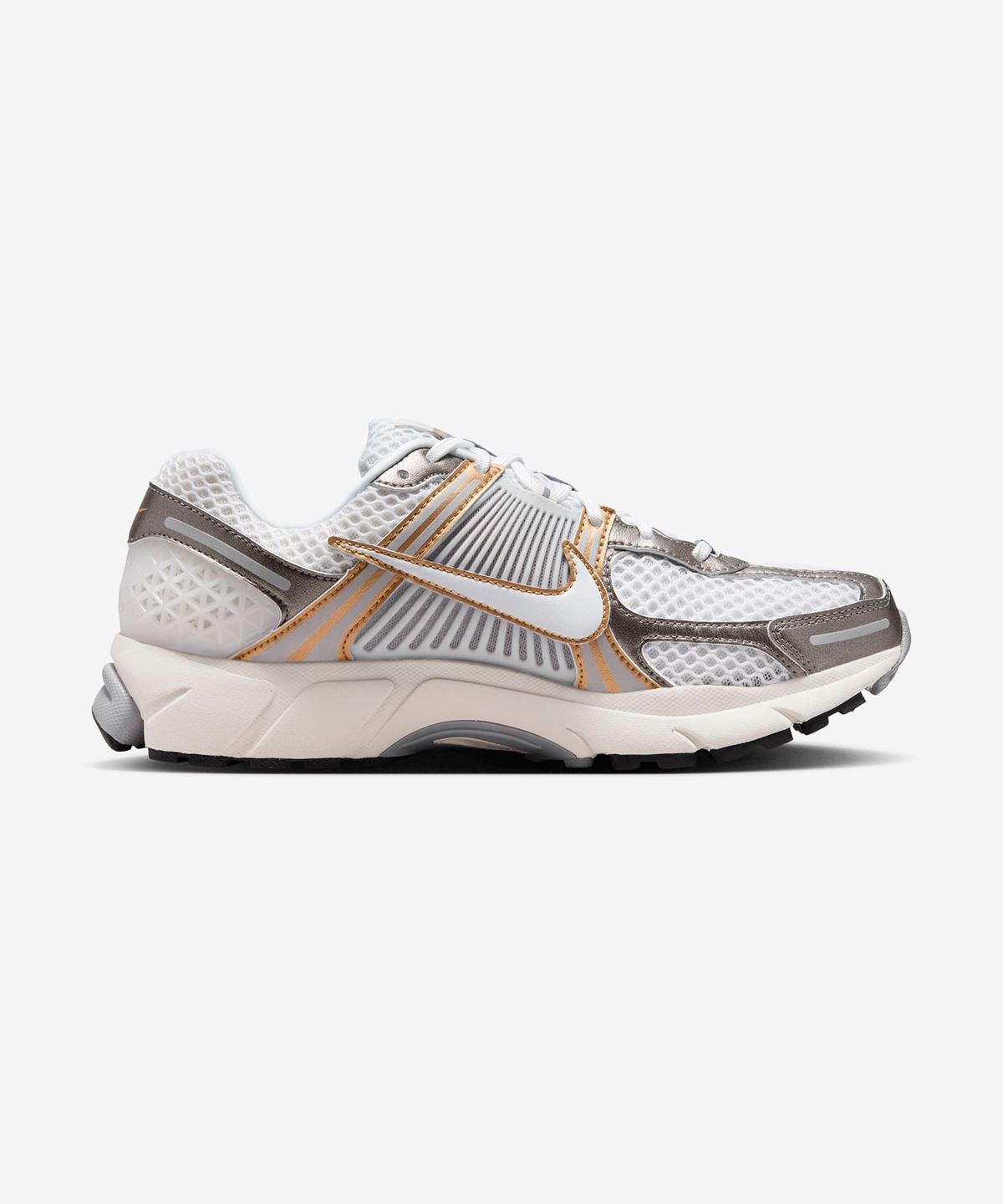 나이키(NIKE) 줌 보메로 5 M - 플래티넘 틴트:메탈릭 퓨터:메탈릭 골드:화이트 / HJ7247-099