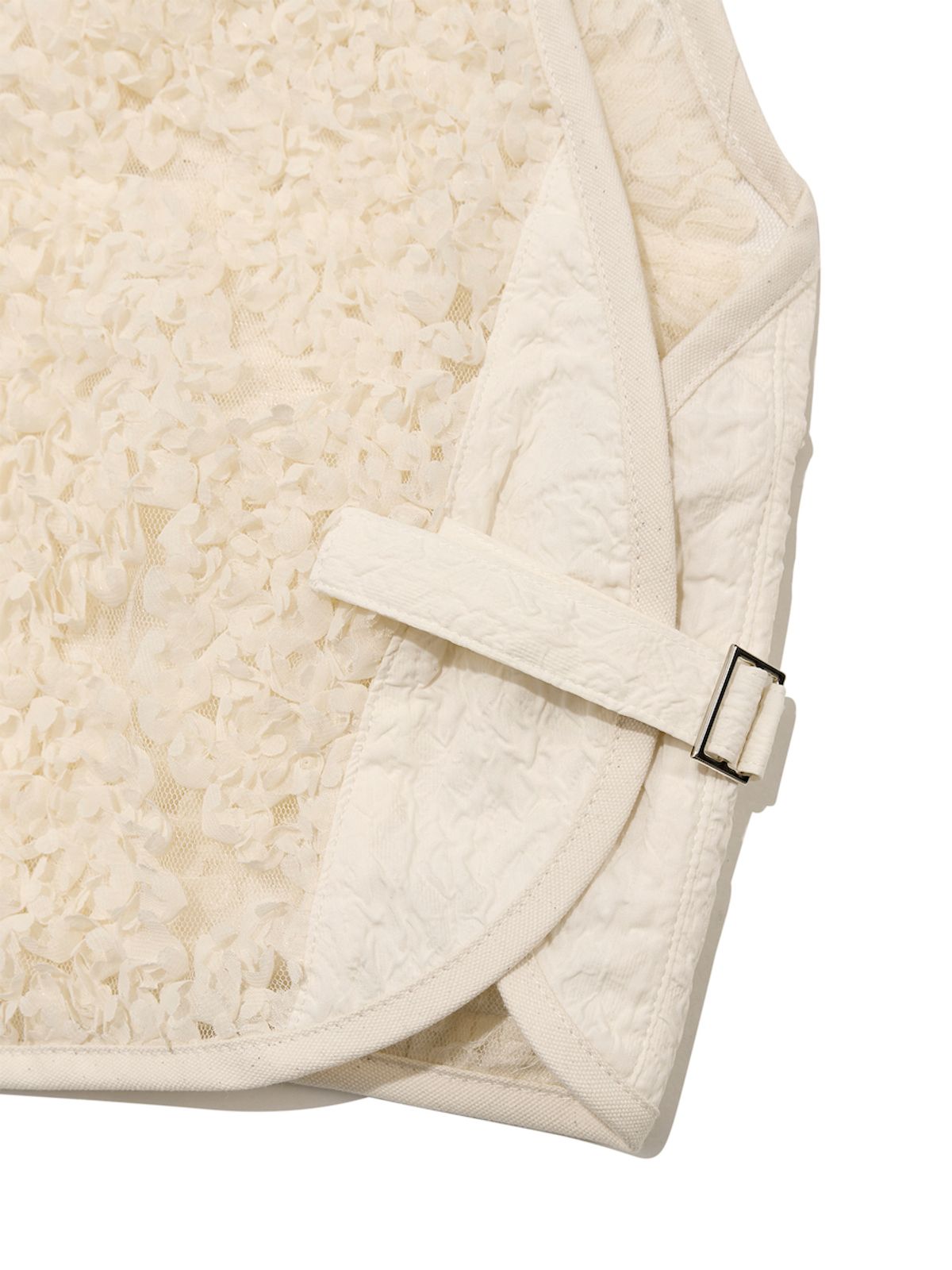 글로니(GLOWNY) GG LACE CARGO VEST (IVORY)