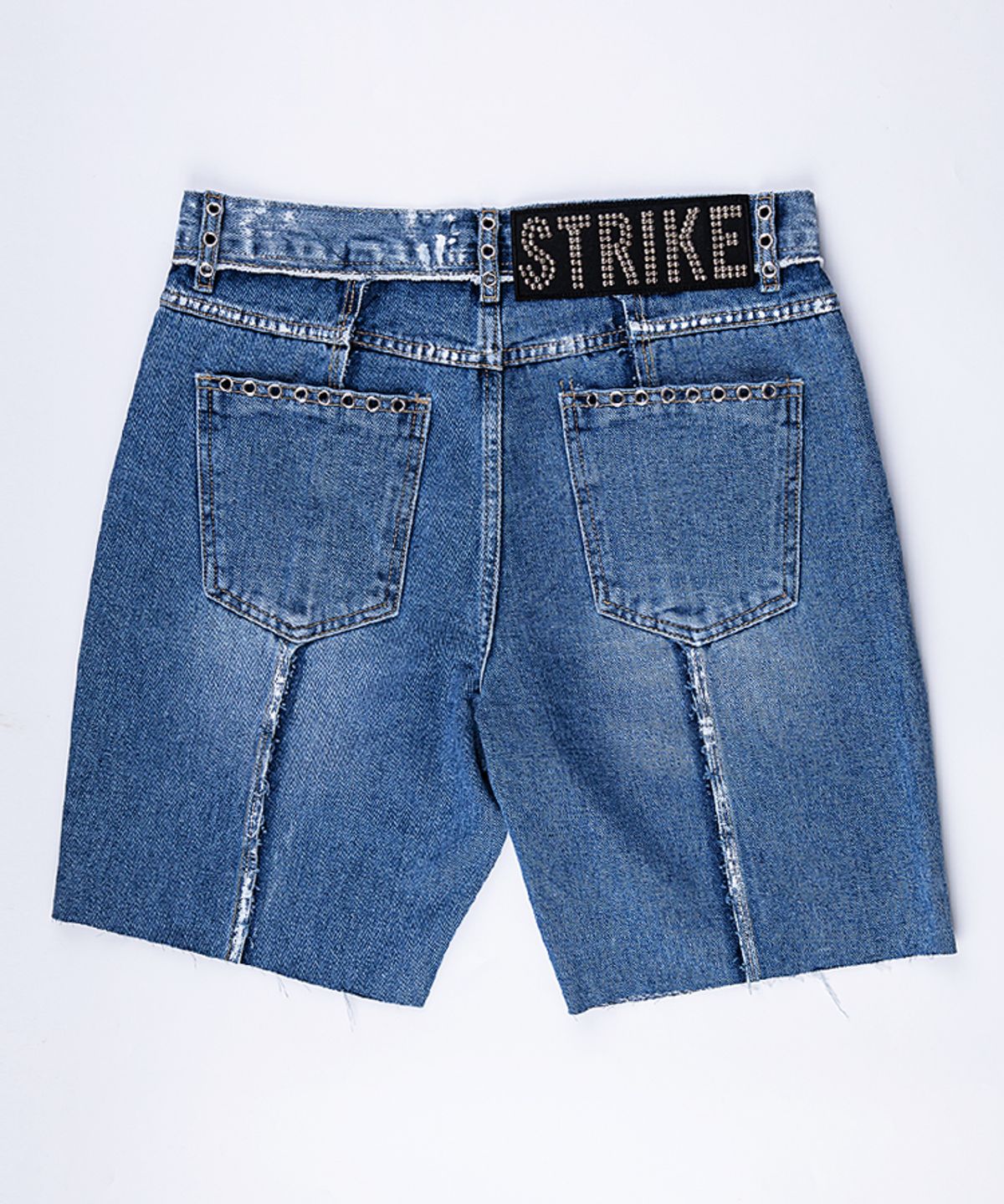 스트라이크(STRIKE) Vintage Mid Wash Seamline Eyelet Denim Shorts (RELAX)