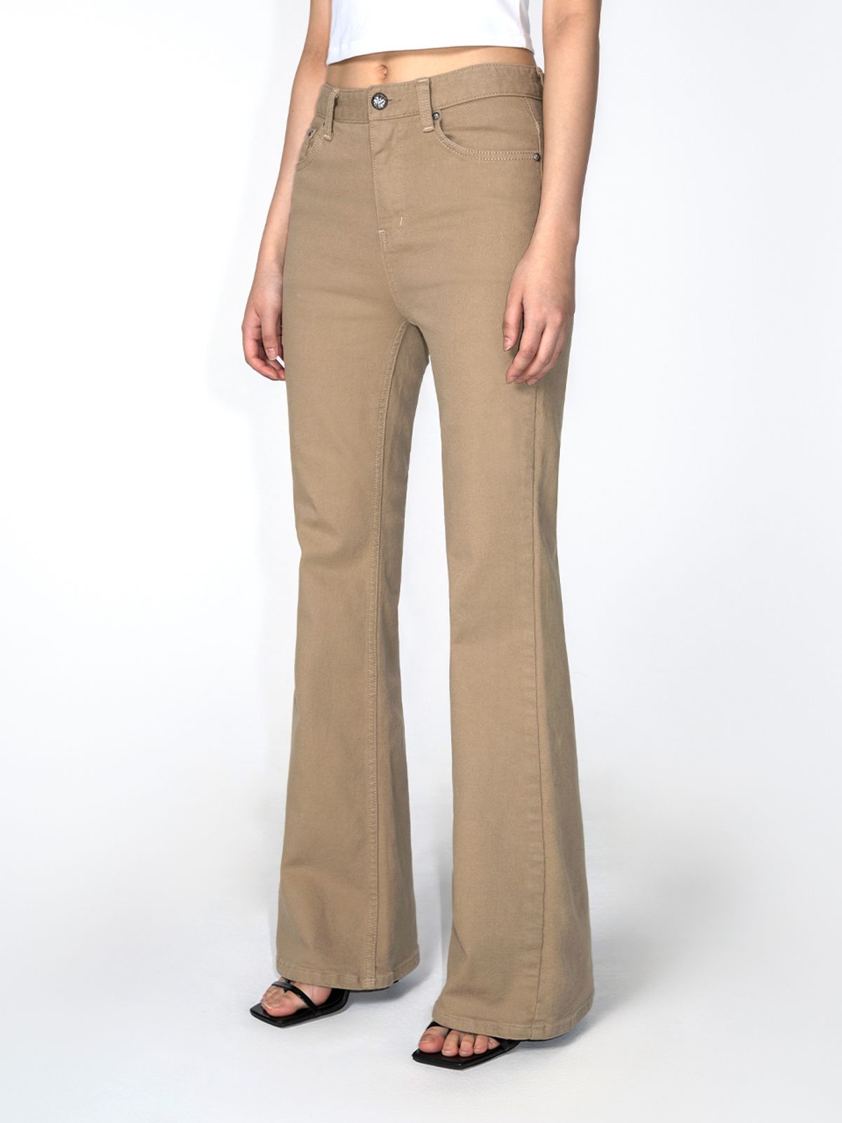 와이이이엘(YEEL) BASIC BOOTS CUT PANTS BEIGE