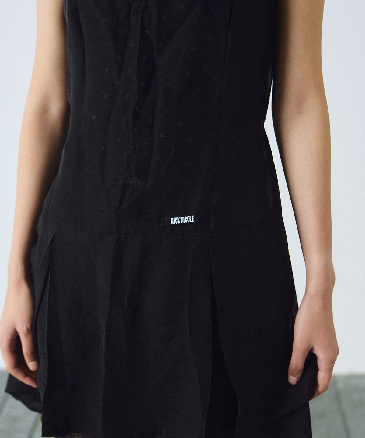 닉앤니콜(NICK&NICOLE) SHEER LAYERED STRAP DRESS_BLACK