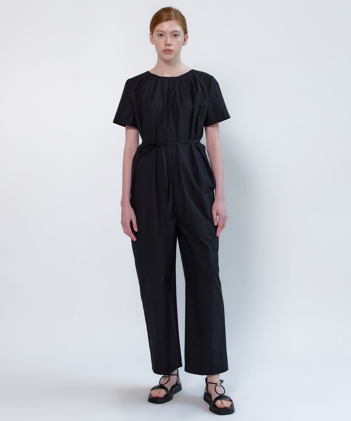네벨에브리웨어(NEBELEVERYWEAR) Cotton Pleats Jumpsuit_Black