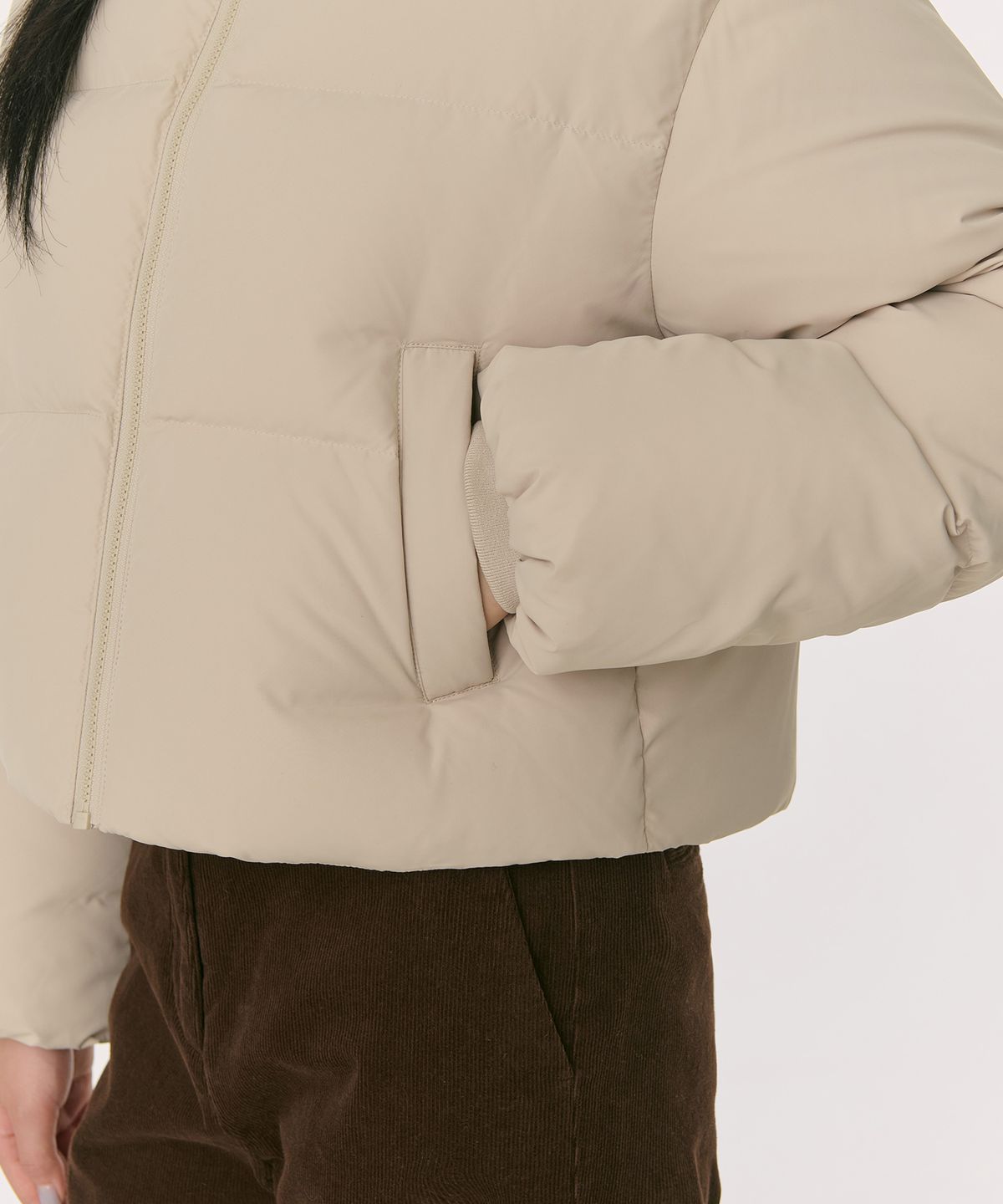 무신사 스탠다드 우먼(MUSINSA STANDARD WOMAN) 우먼즈 다운 푸퍼 크롭 패딩 재킷 [베이지]