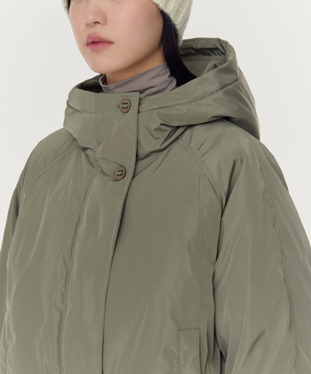 무신사 스탠다드 우먼(MUSINSA STANDARD WOMAN) 우먼즈 후디드 숏 패딩 재킷 [카키]
