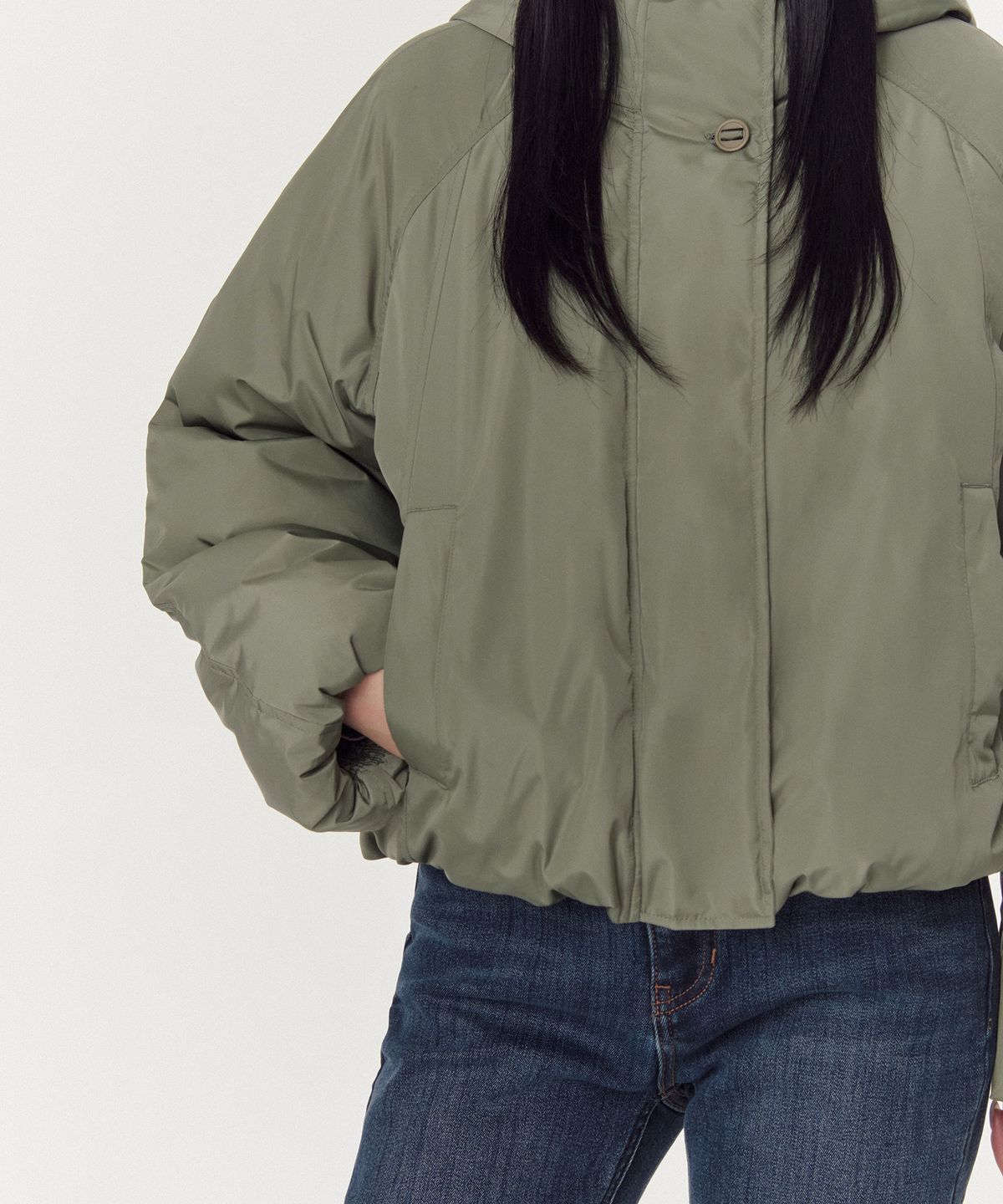 무신사 스탠다드 우먼(MUSINSA STANDARD WOMAN) 우먼즈 후디드 숏 패딩 재킷 [카키]