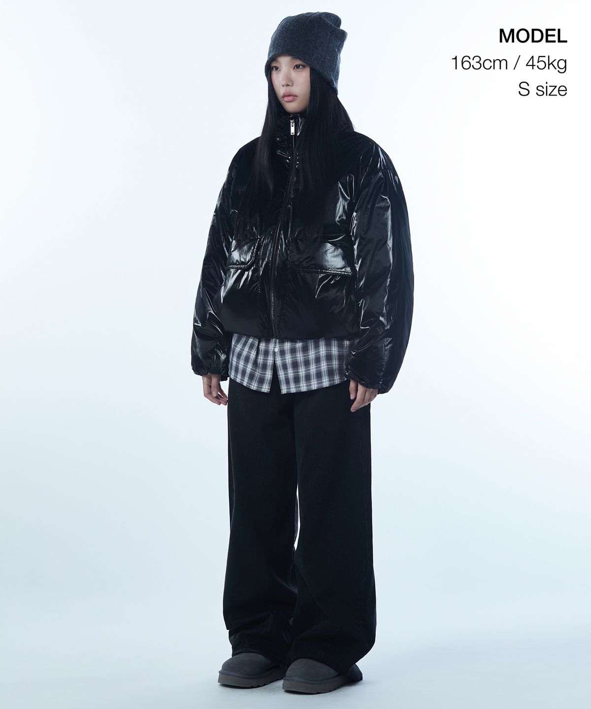 무신사 스탠다드 우먼(MUSINSA STANDARD WOMAN) 우먼즈 데일리 푸퍼 샤이니 숏 패딩 재킷 [블랙]