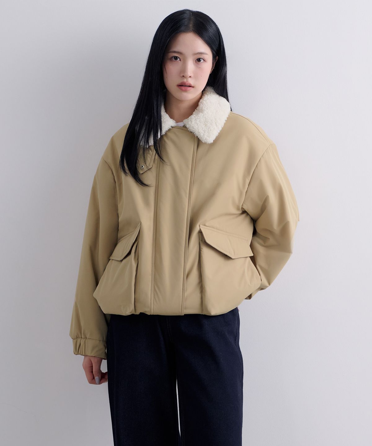 무신사 스탠다드 우먼(MUSINSA STANDARD WOMAN) 우먼즈 페이크 시어링 칼라 패딩 재킷 [베이지/크림]