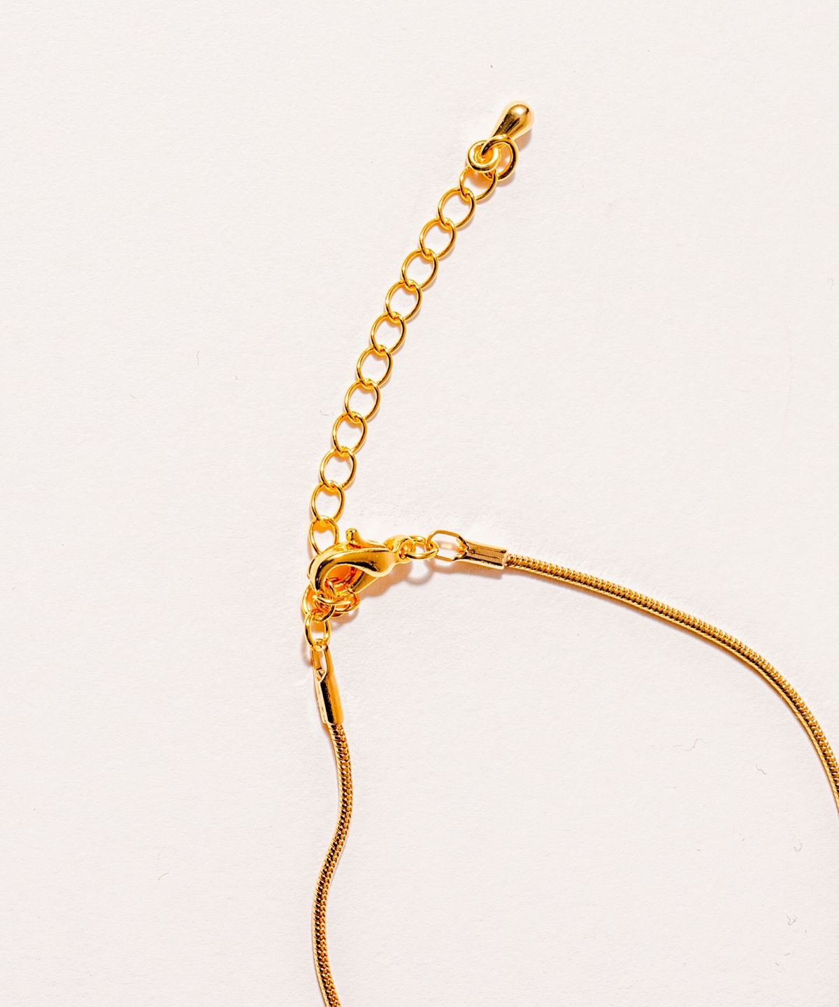 노비스도쿄(NOVICE TOKYO) 심플 내로우 팔찌 Simple Narrow Bracelet / Gold