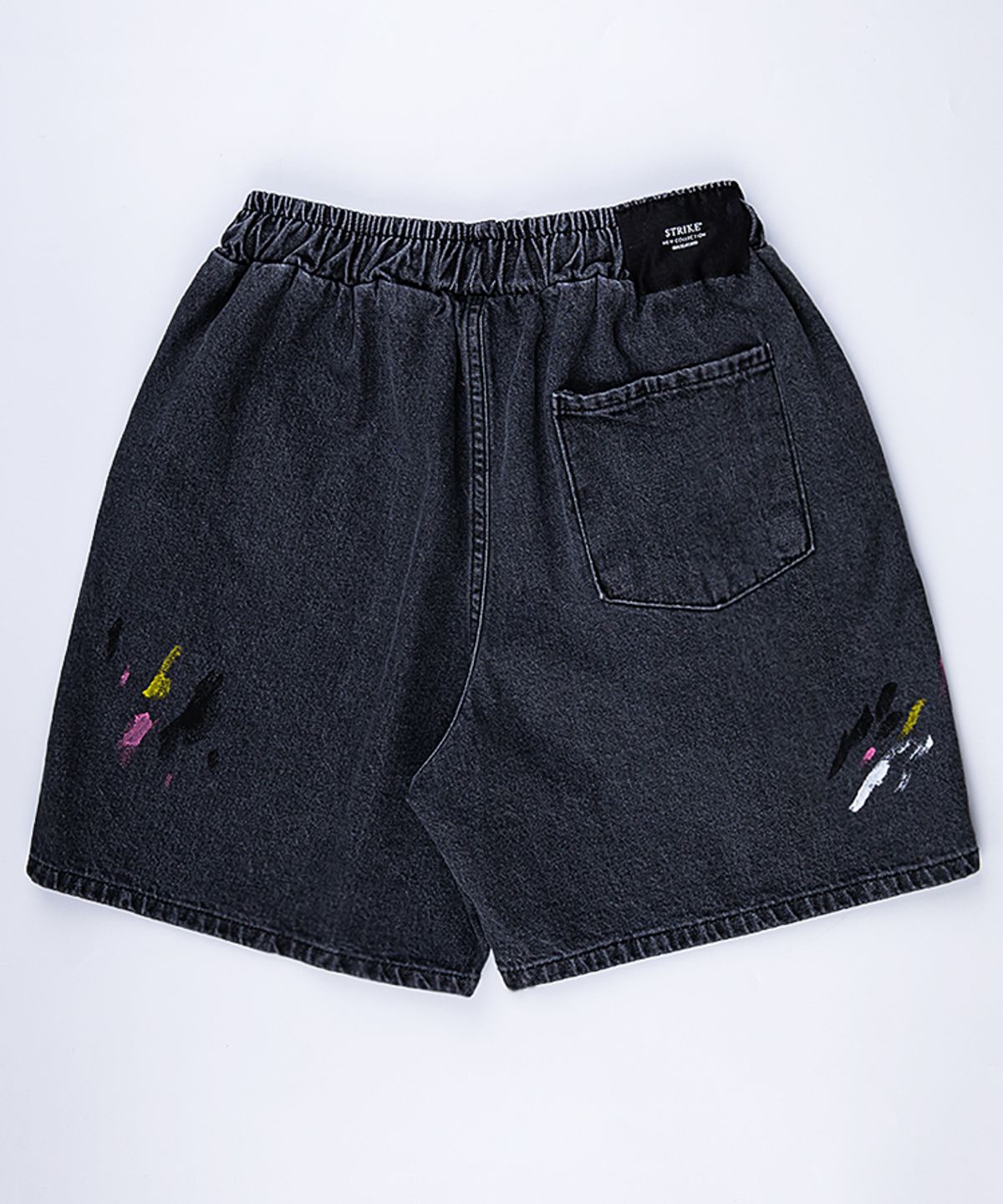 스트라이크(STRIKE) Black Wash Multi-Hue Painted Denim Shorts (RELAX)