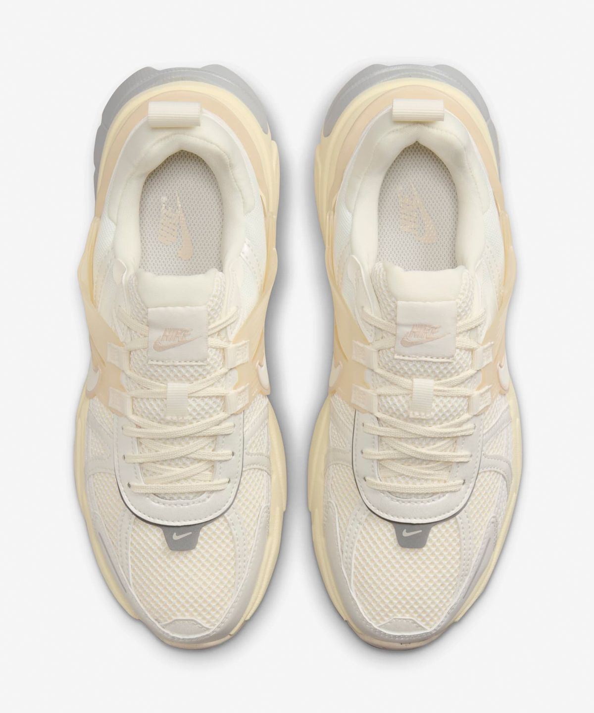 나이키(NIKE) V2K 런 W - 페일 아이보리:코코넛 밀크:샌드 드리프트:라이트 스모크 그레이 / HQ1512-110