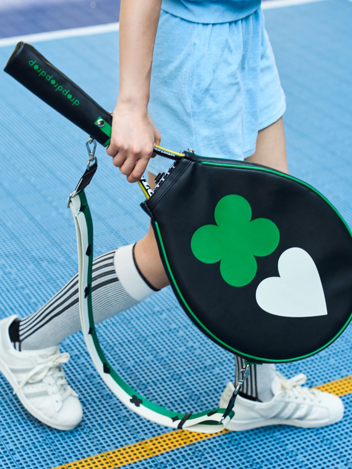 드롭드롭드롭 스포츠(DROPDROPDROP SPORTS) DRP 패턴 라켓백 LUCKY HEARTY BLACKBERRY