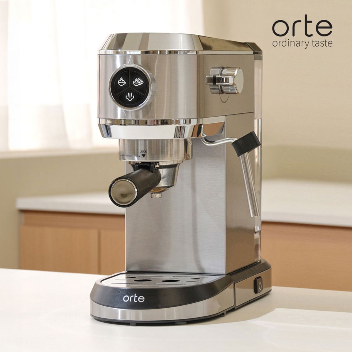오르테(ORTE) 에스프레소 커피머신 20bar 아이보리메탈실버