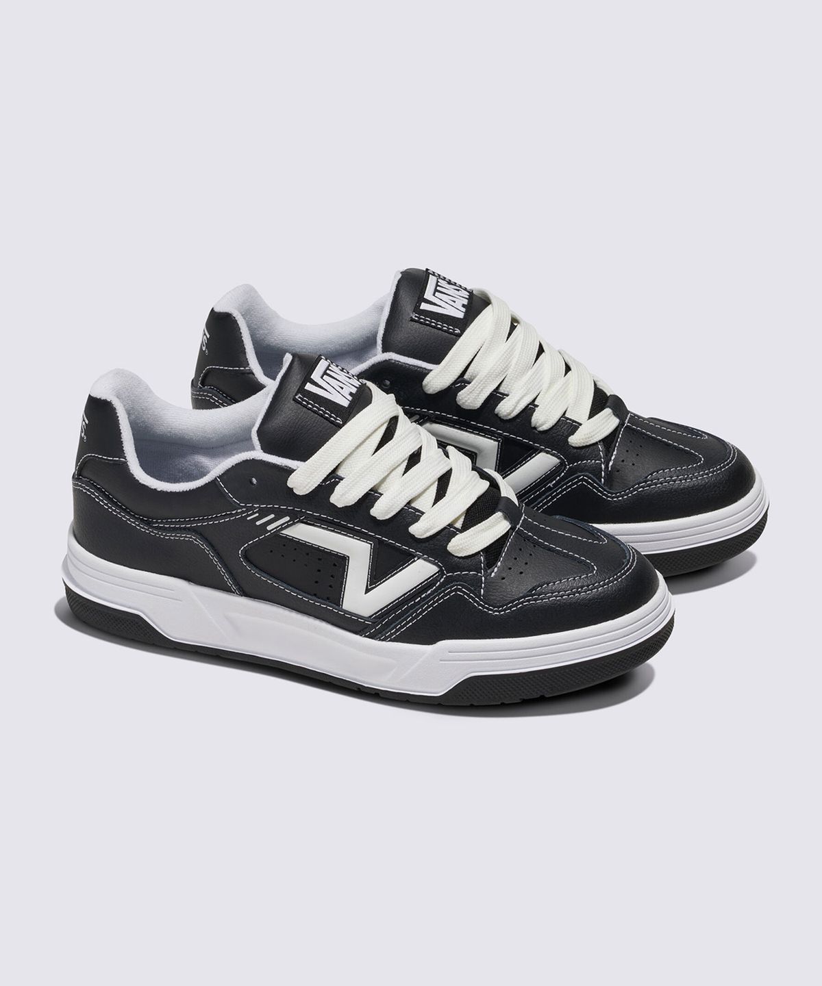 반스(VANS) 업랜드 - 블랙:화이트 / VN000D25BZW1