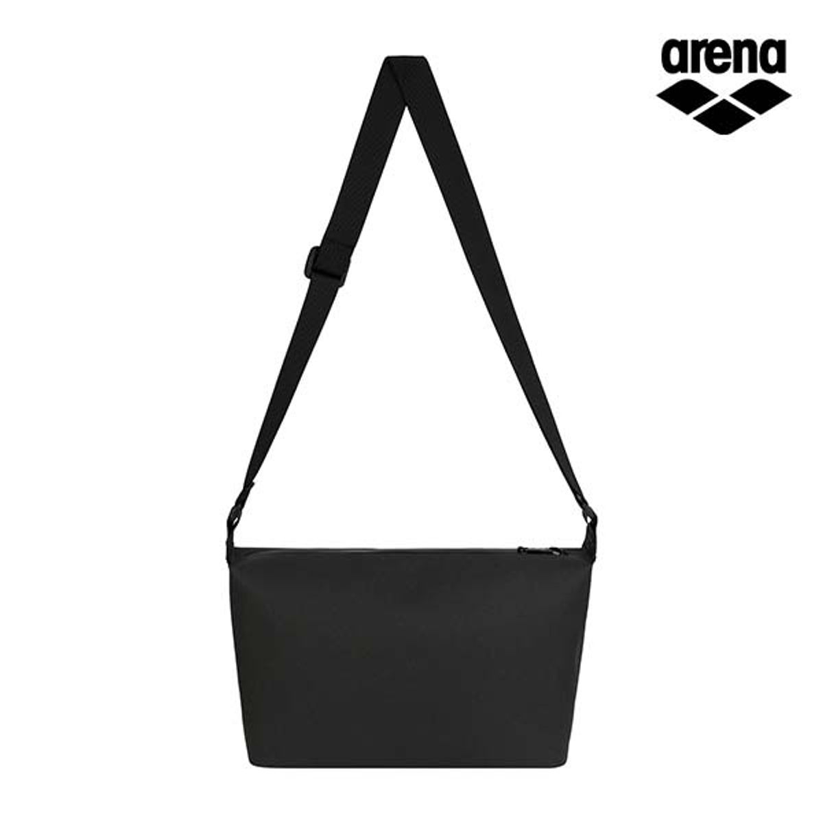 아레나(ARENA) 숄더백 A4AC1AB21BLK