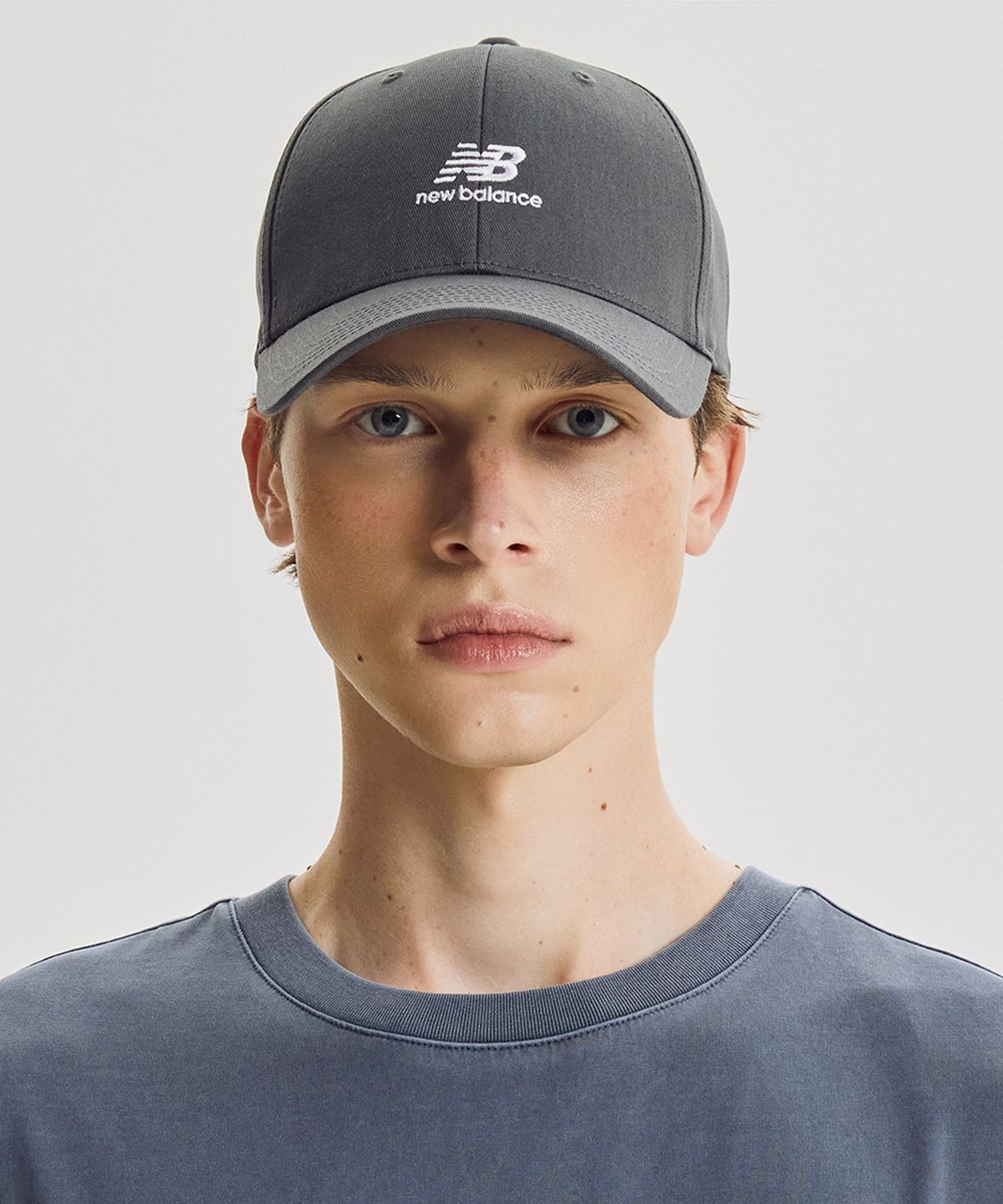 뉴발란스(NEW BALANCE) NBGDGF1101 / 스택트로고 스트럭쳐 볼캡 (D/GRAY)