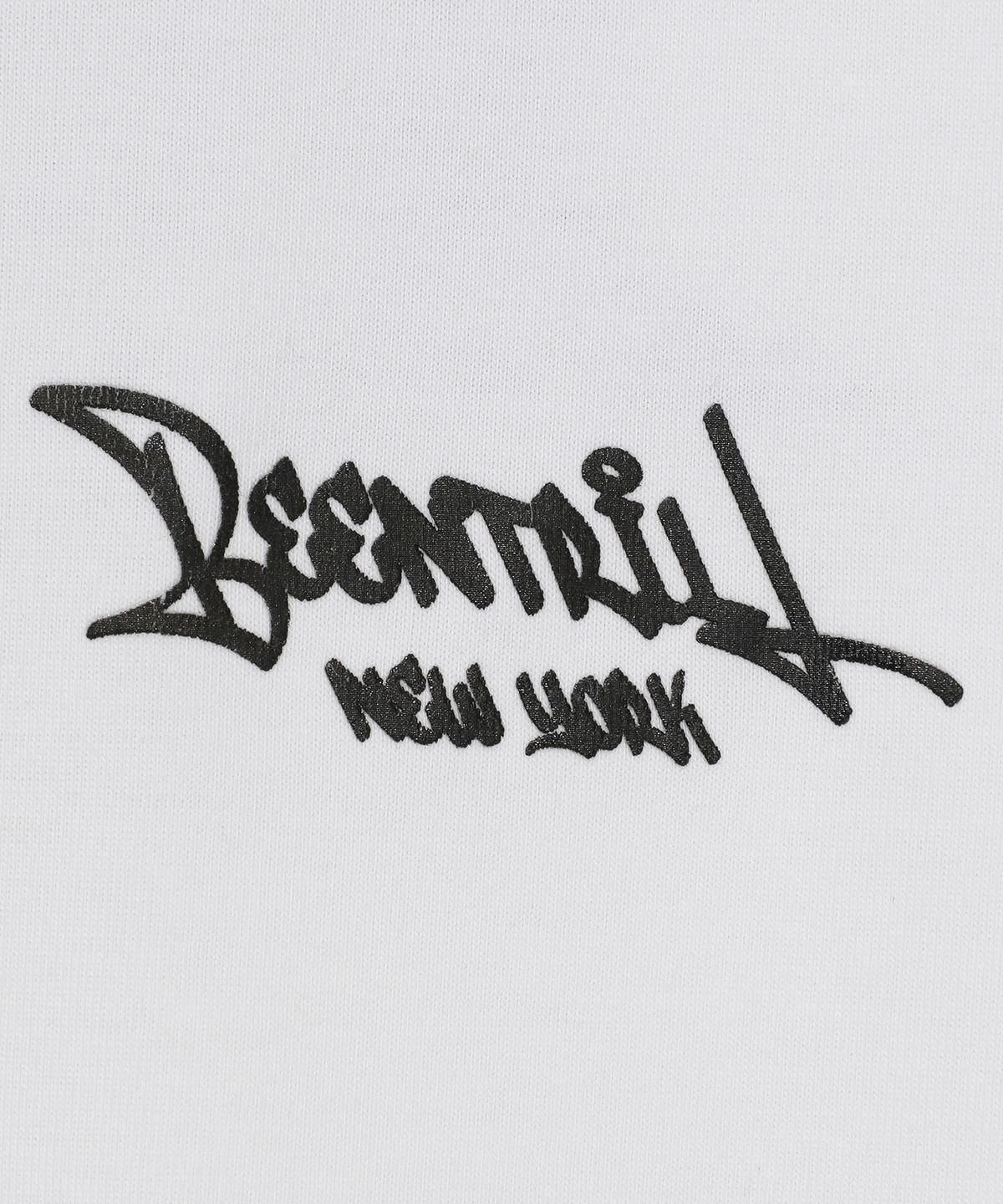 빈트릴(BEENTRILL) 스크립트 로고 티셔츠(오프화이트)