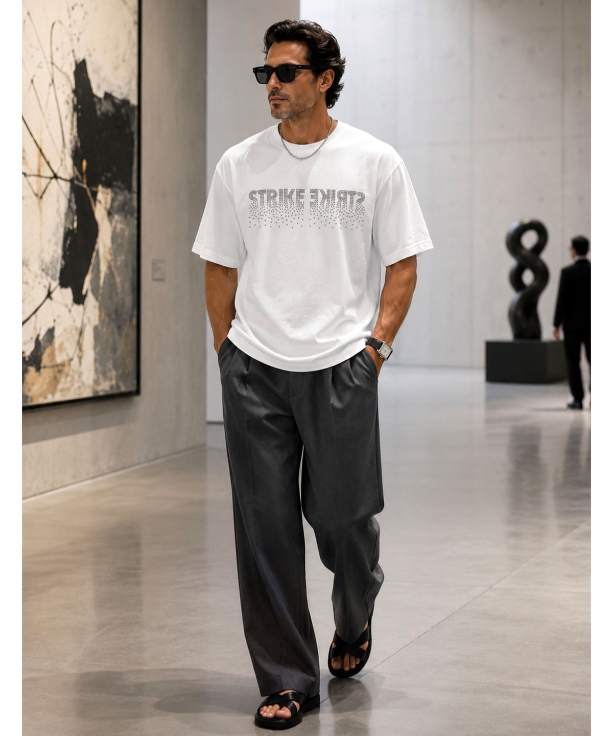 스트라이크(STRIKE) Luminous Studded Signature T-shirt (WHITE)