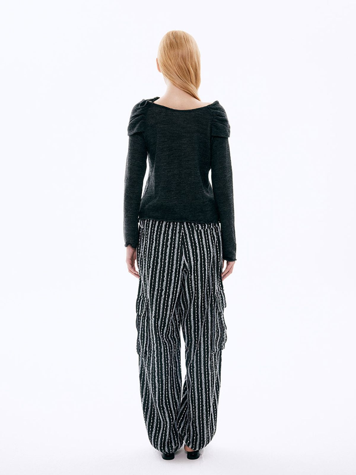 비수스(VISUS) LACE DENIM PARACHUTE PANTS_BLACK