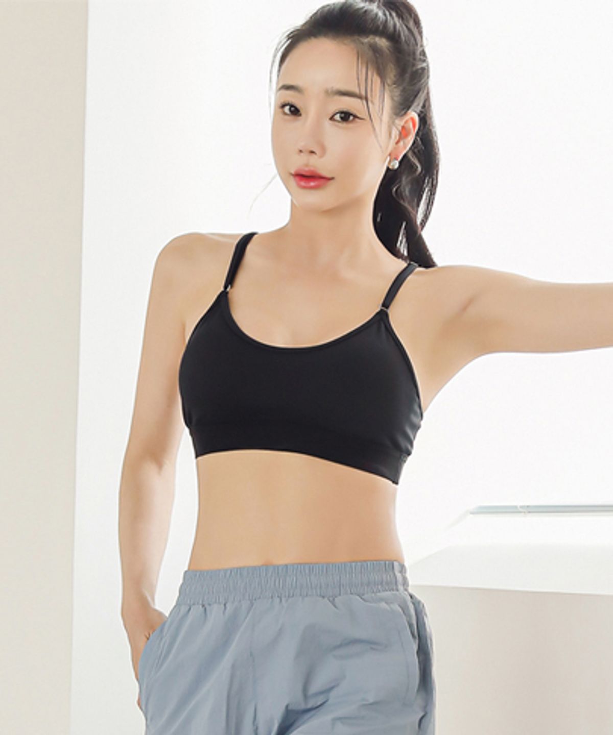 튜브트리(TUBE TREE) 베이직 래쉬가드 브라탑 B731블랙