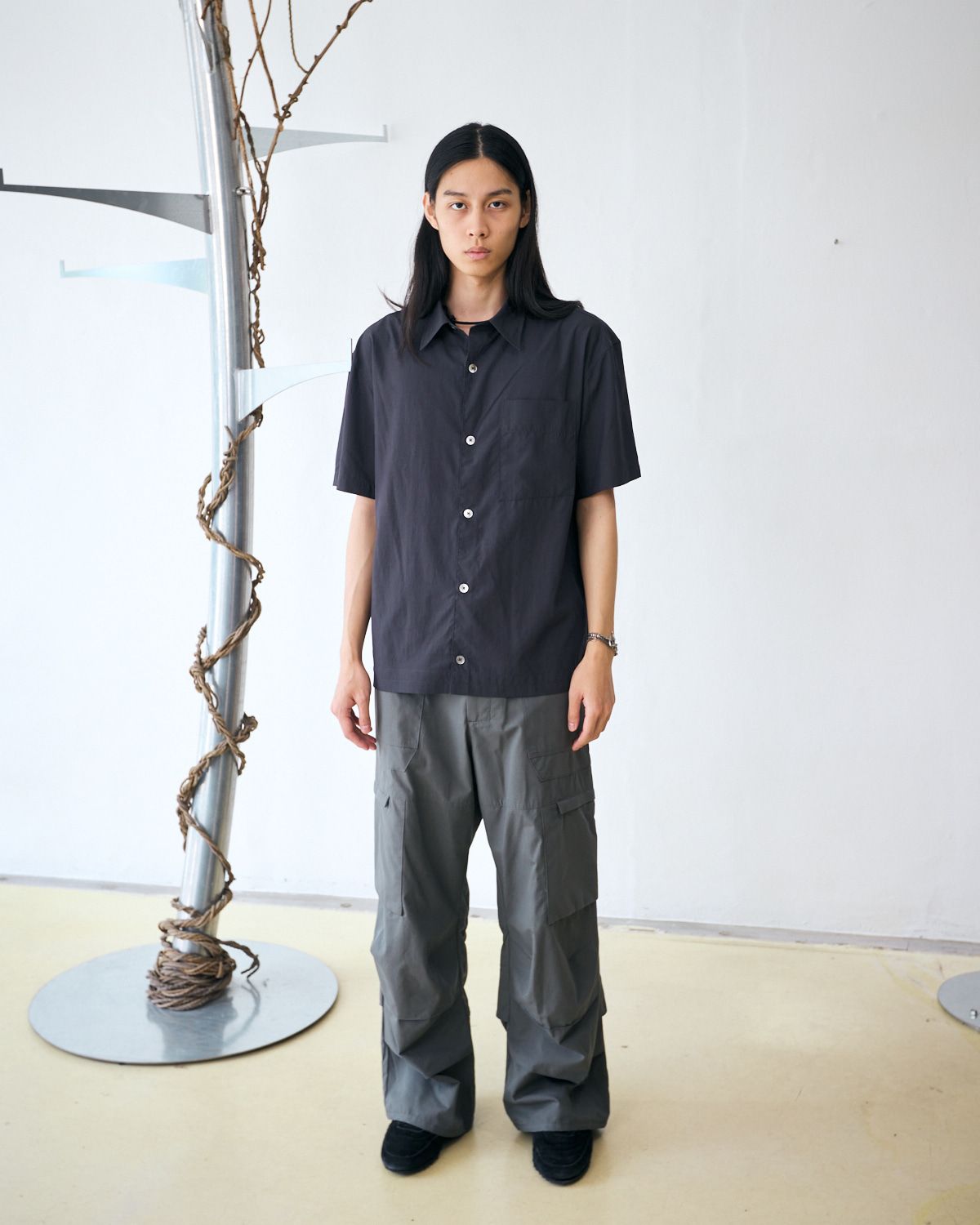 해칭룸(HATCHINGROOM) Crop Shirt 1/2 Charcoal