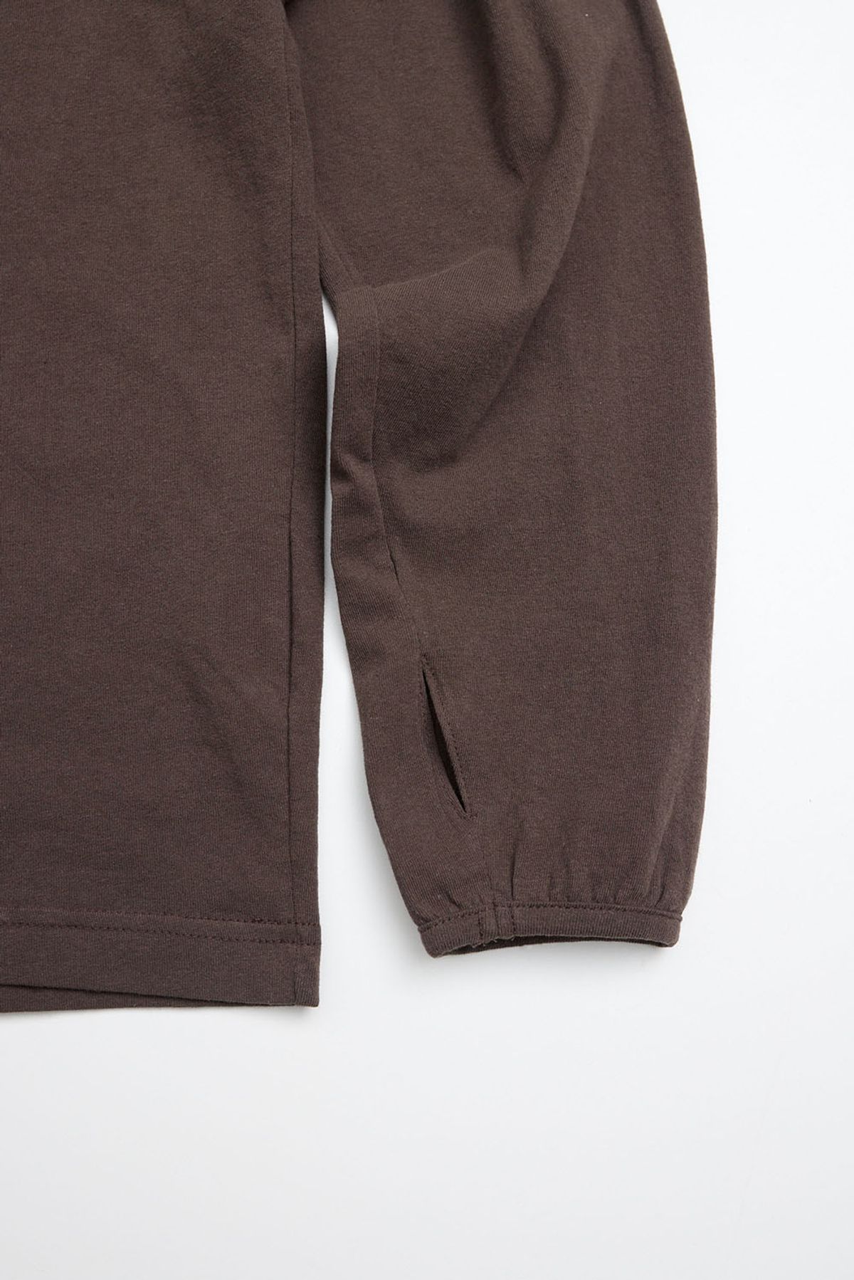 해칭룸(HATCHINGROOM) Base Hoodie Dark Brown