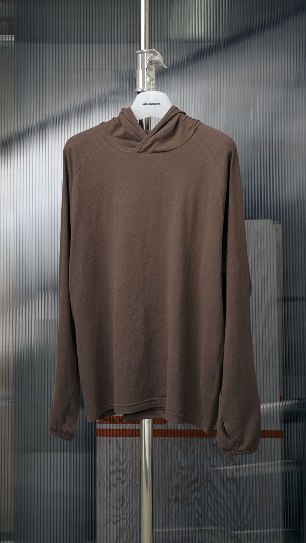 해칭룸(HATCHINGROOM) Base Hoodie Dark Brown