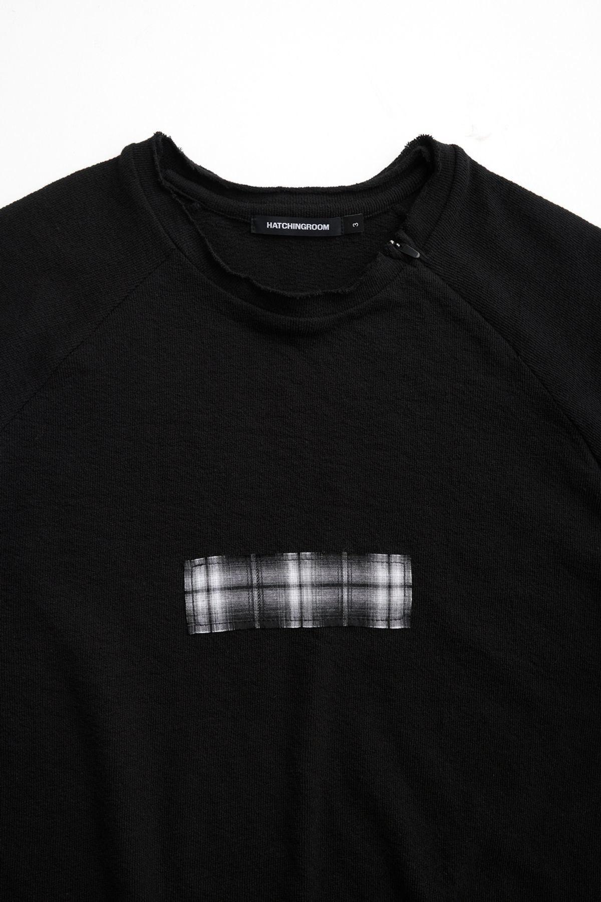 해칭룸(HATCHINGROOM) Slash Tee Check Box Black