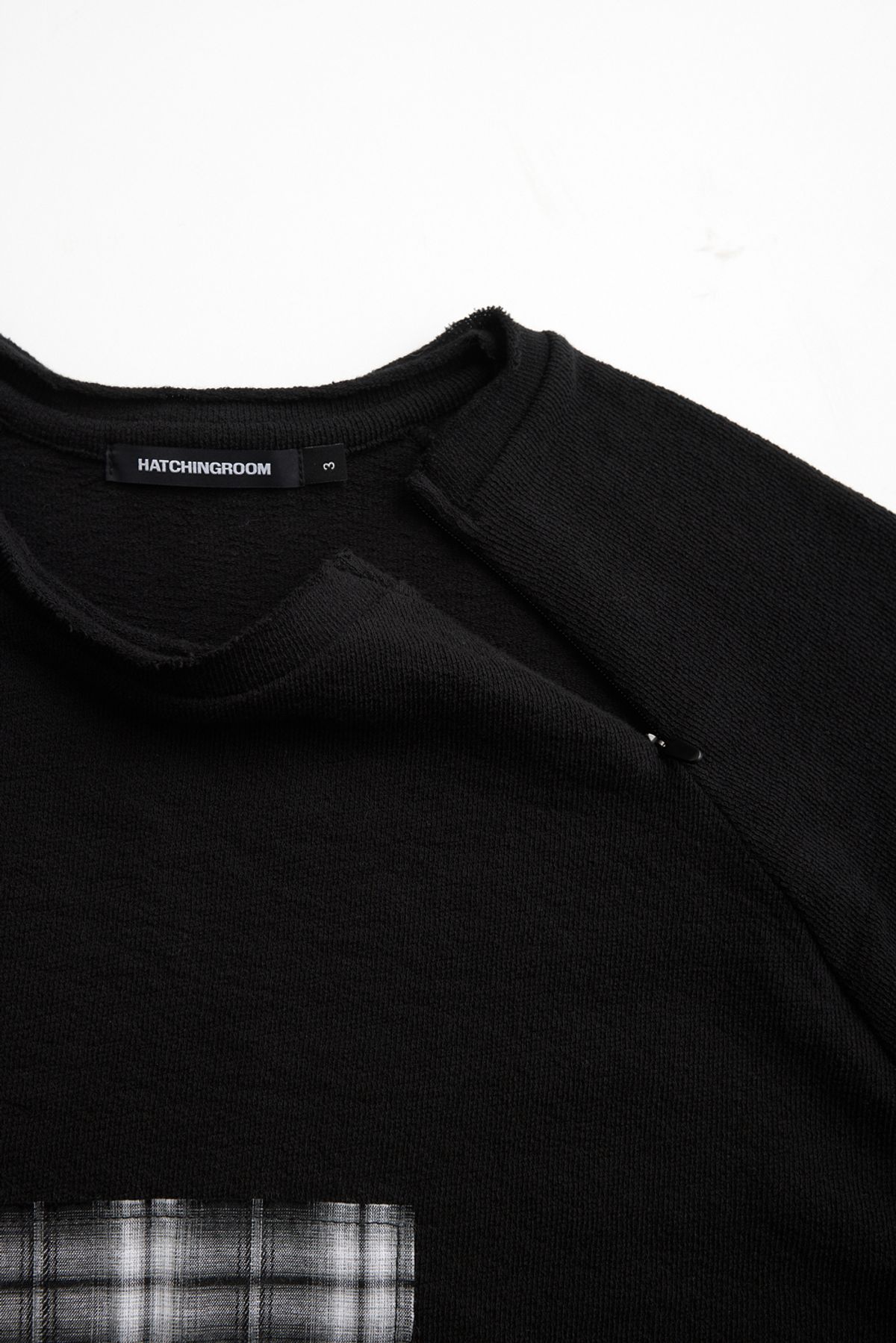 해칭룸(HATCHINGROOM) Slash Tee Check Box Black