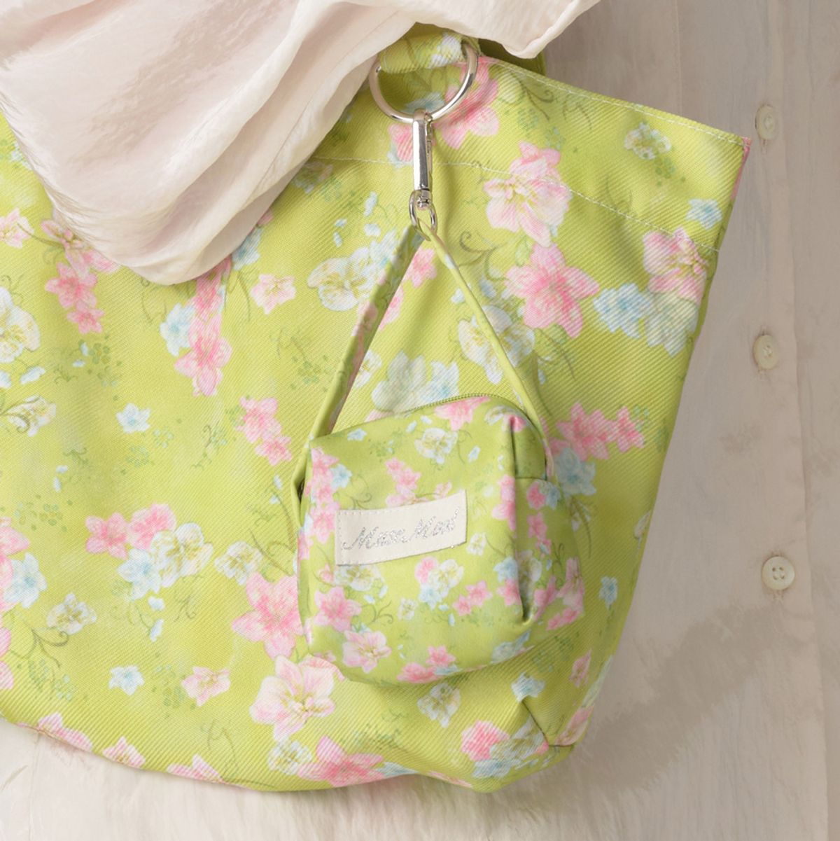 뮤즈무드(MUSEMOOD) Olive flower mini pouch key ring (미니파우치키링)