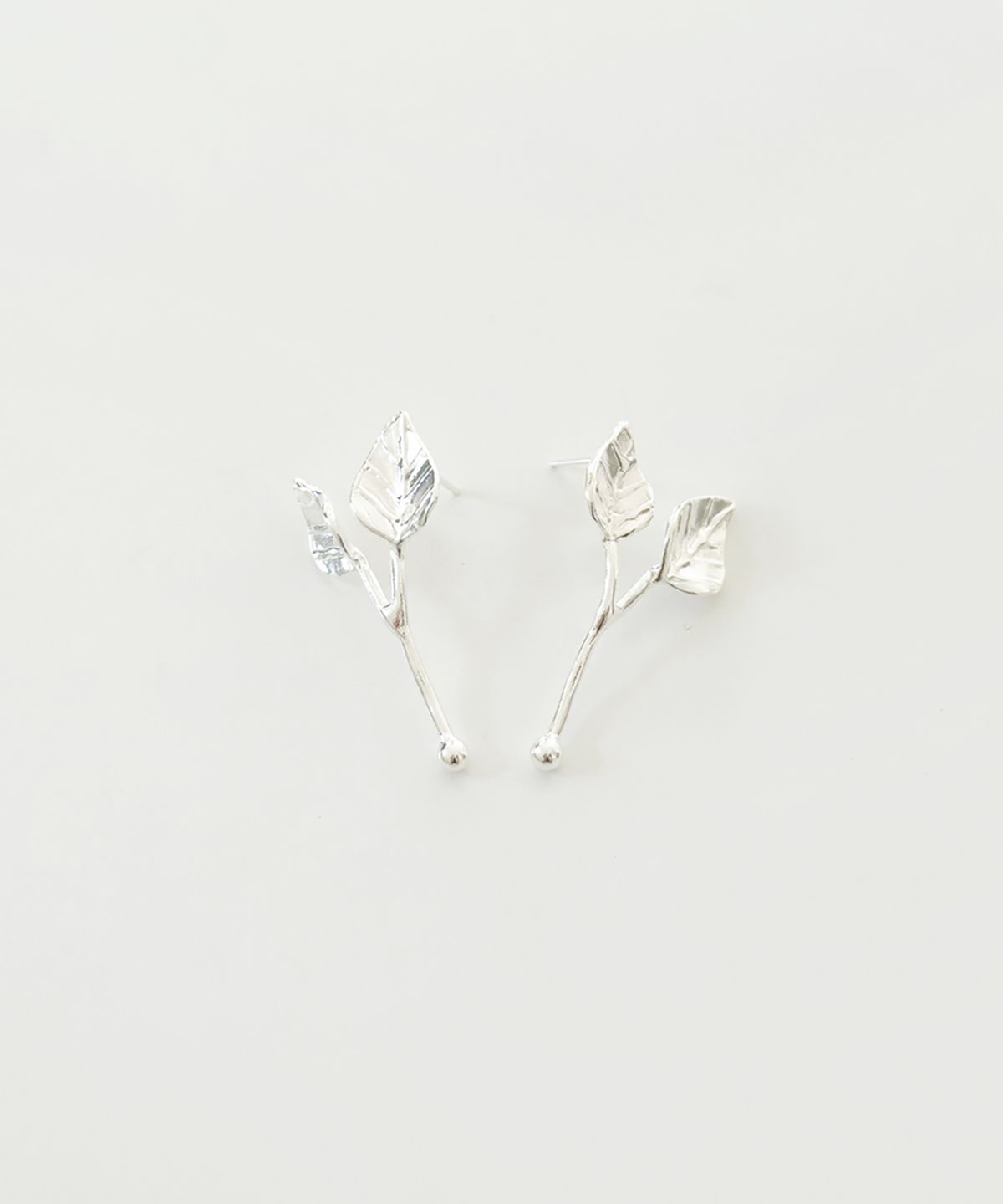 스틸 인스턴트(STILL INSTANT) Rose With Dew - Earring 04