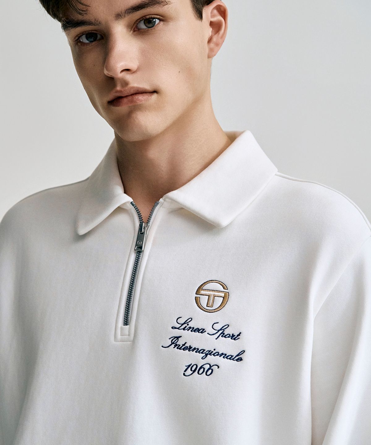 세르지오 타키니(SERGIO TACCHINI) M 프레피 하프집업 맨투맨 (White)