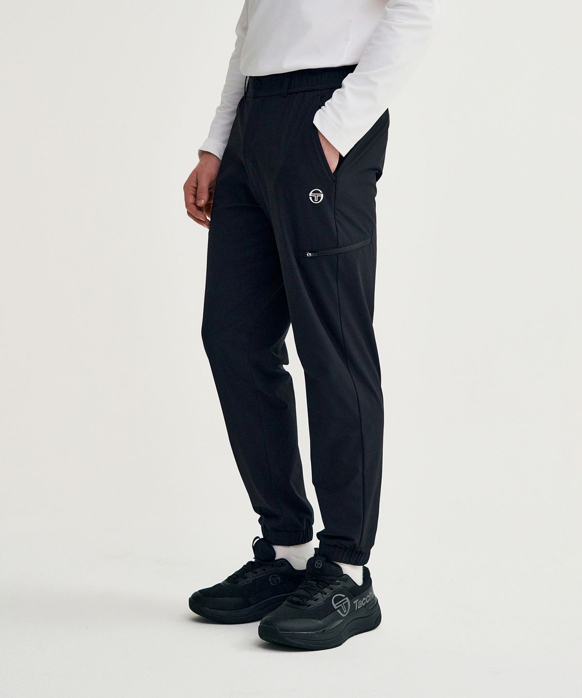 세르지오 타키니(SERGIO TACCHINI) M 리조트 우븐 스트레치 카고 조거 팬츠 (Black)
