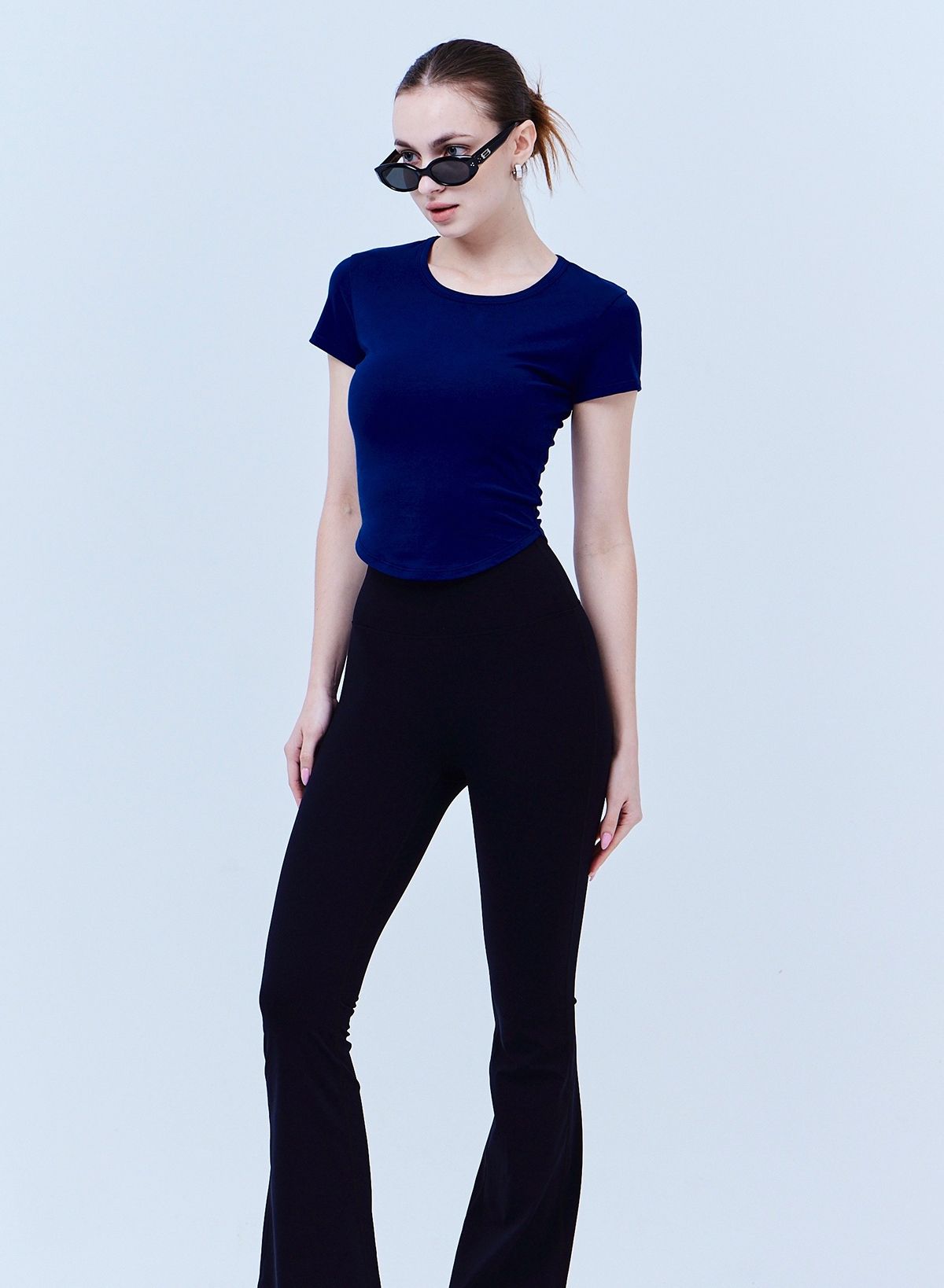 베르만 어패럴(VERMANN APPAREL) 우먼즈 라운드 크롭 티셔츠