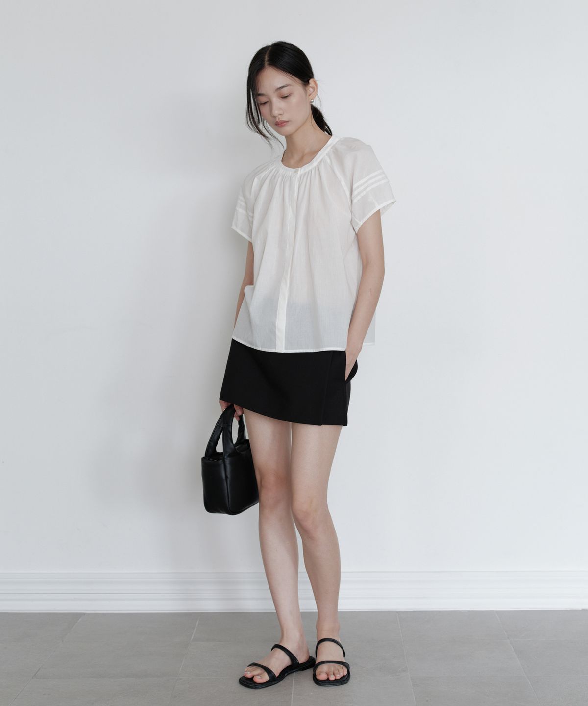 유라고(URAGO) Marge round blouse