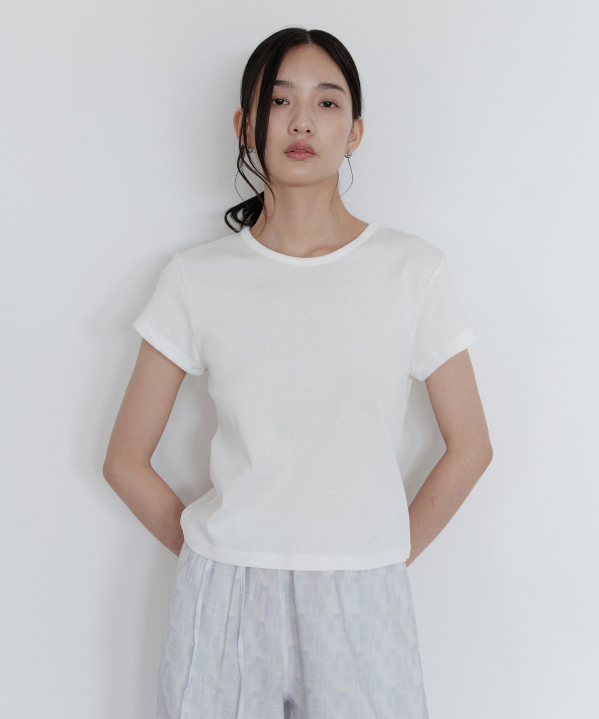 유라고(URAGO) Round crop t-shirt