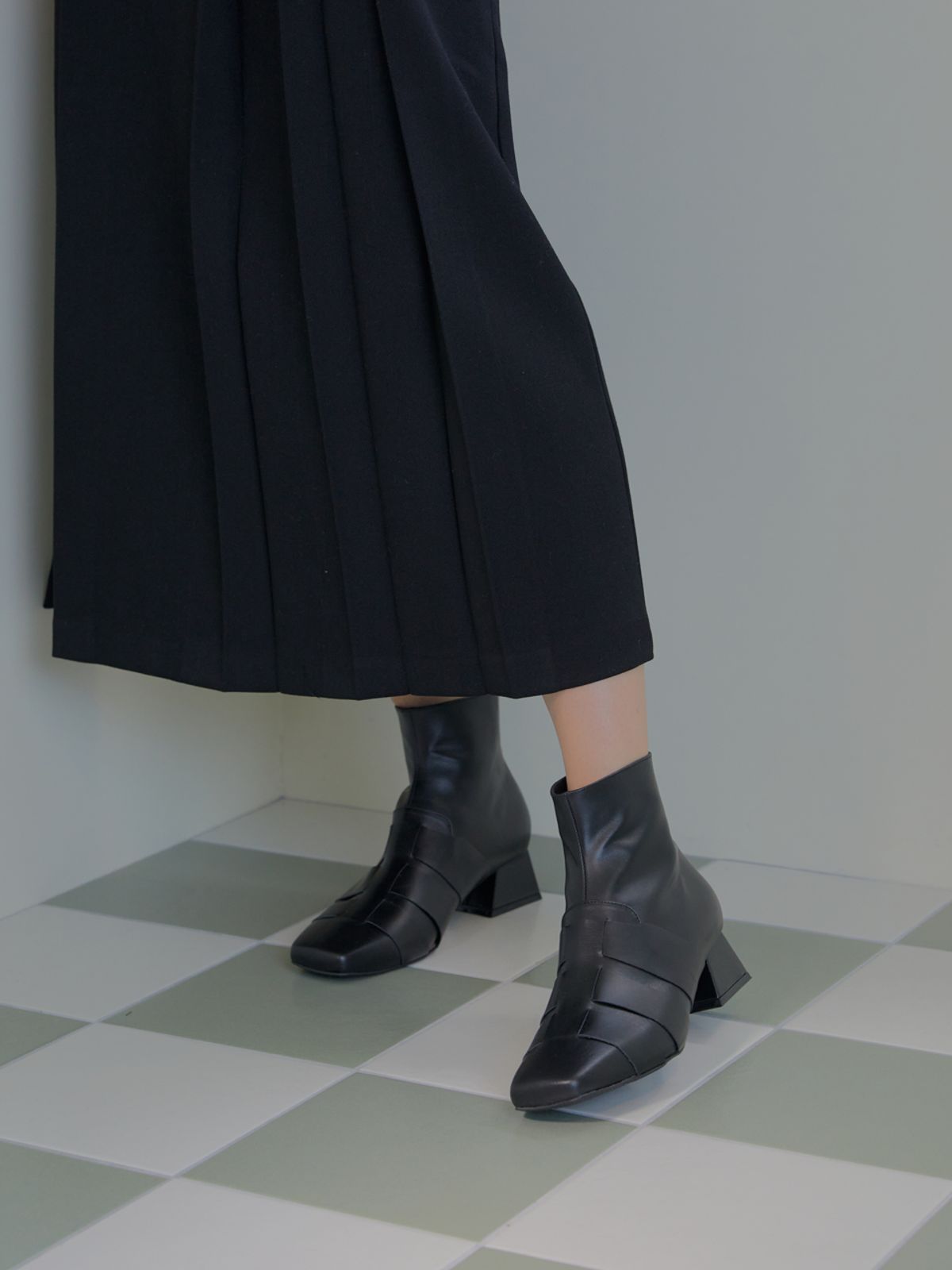 더 로맨틱 오션(THE ROMANTIC OCEAN) Fisherman boots / 피셔맨 부츠 (black)
