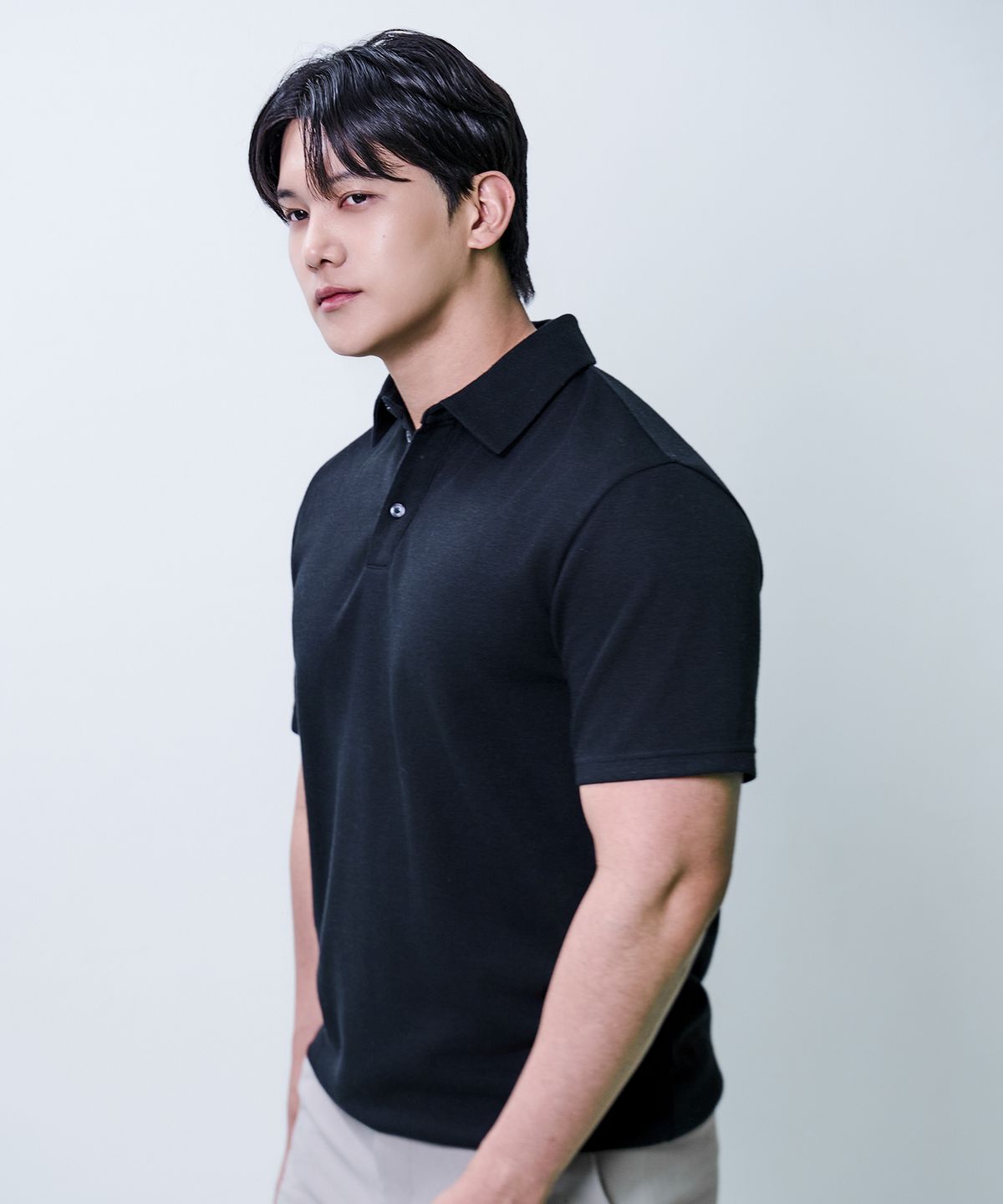 디바라(DIBALA) 자동 넣입핏 머슬핏 반팔 카라 드랍티