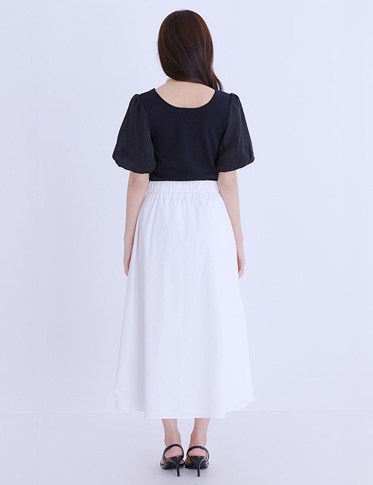 로엠(ROEM) 볼륨소매 우븐매칭 스웨터(2colors)_RMKAE25R17