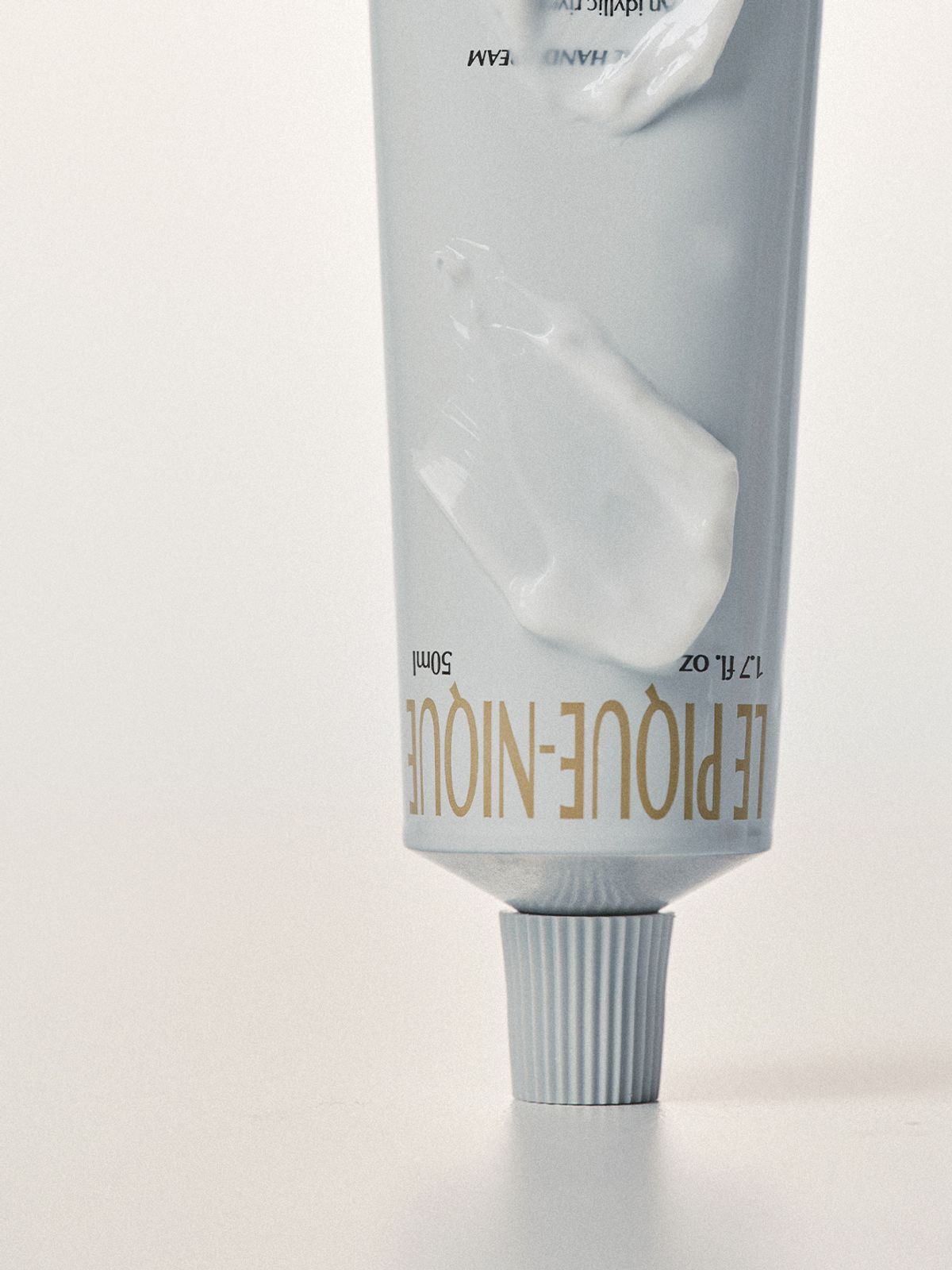 빈느와(VINOIR) 르 피크니끄 디캔팅 핸드크림 50ml