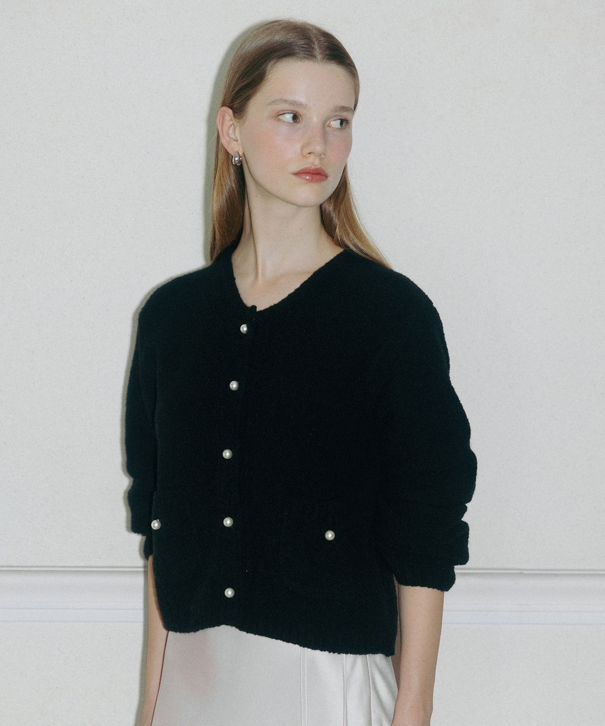 튜드먼트(TTUDEMENT) CLASSIC BUTTON CARDIGAN BLACK