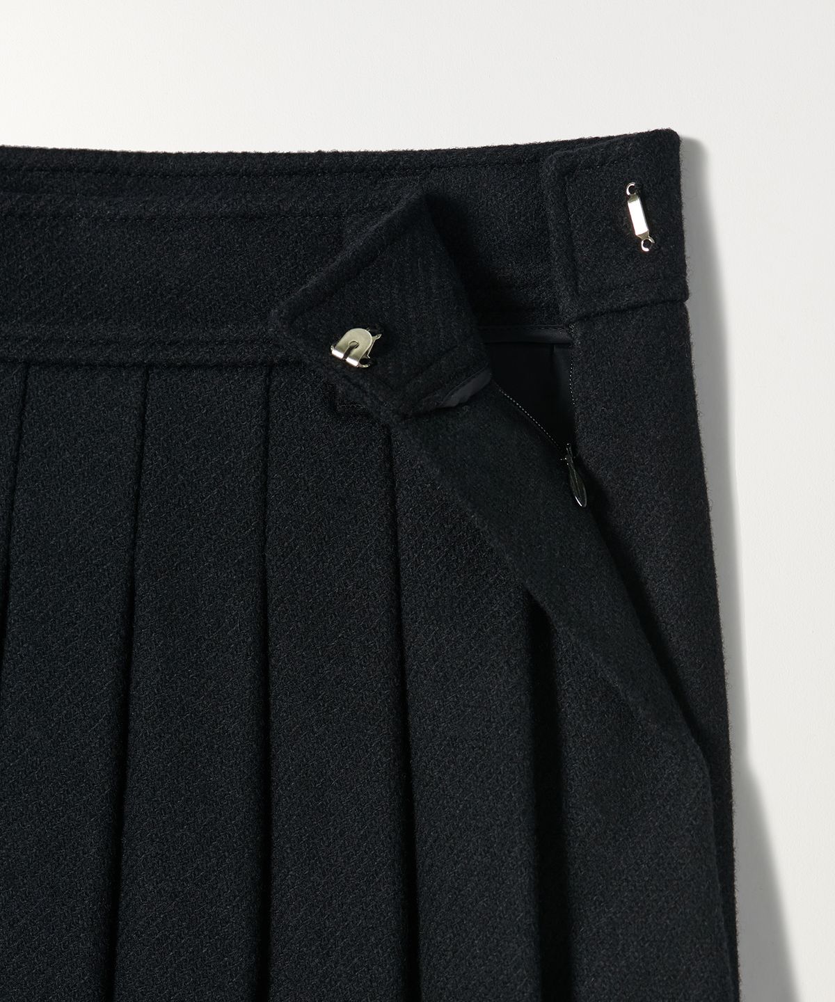 튜드먼트(TTUDEMENT) TAILORED WOOL MINI SKIRT BLACK